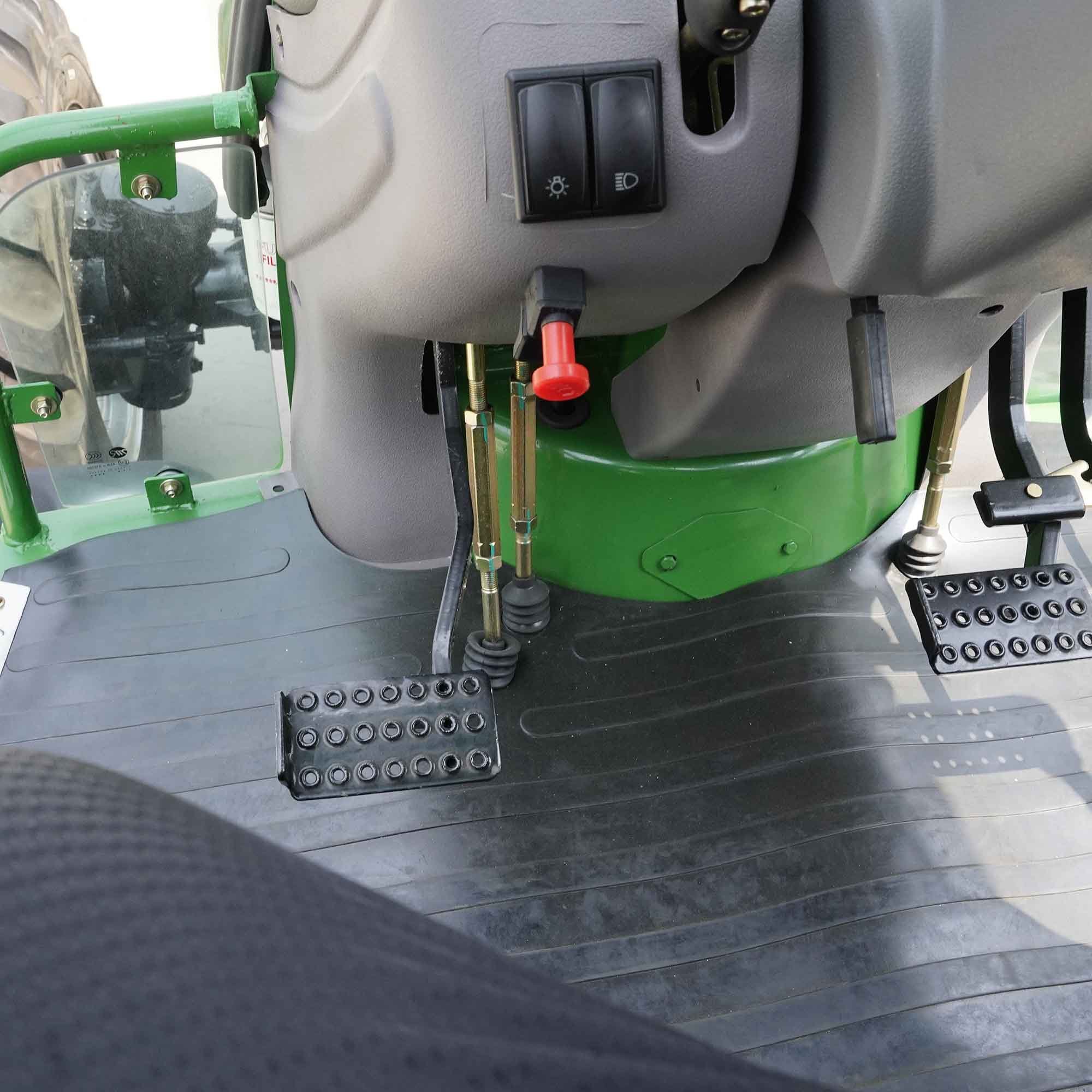 Rural Agricultural Equipment Tractor 60HP 70HP 100HP Tractor Grass Tractor Agricultural Promotion