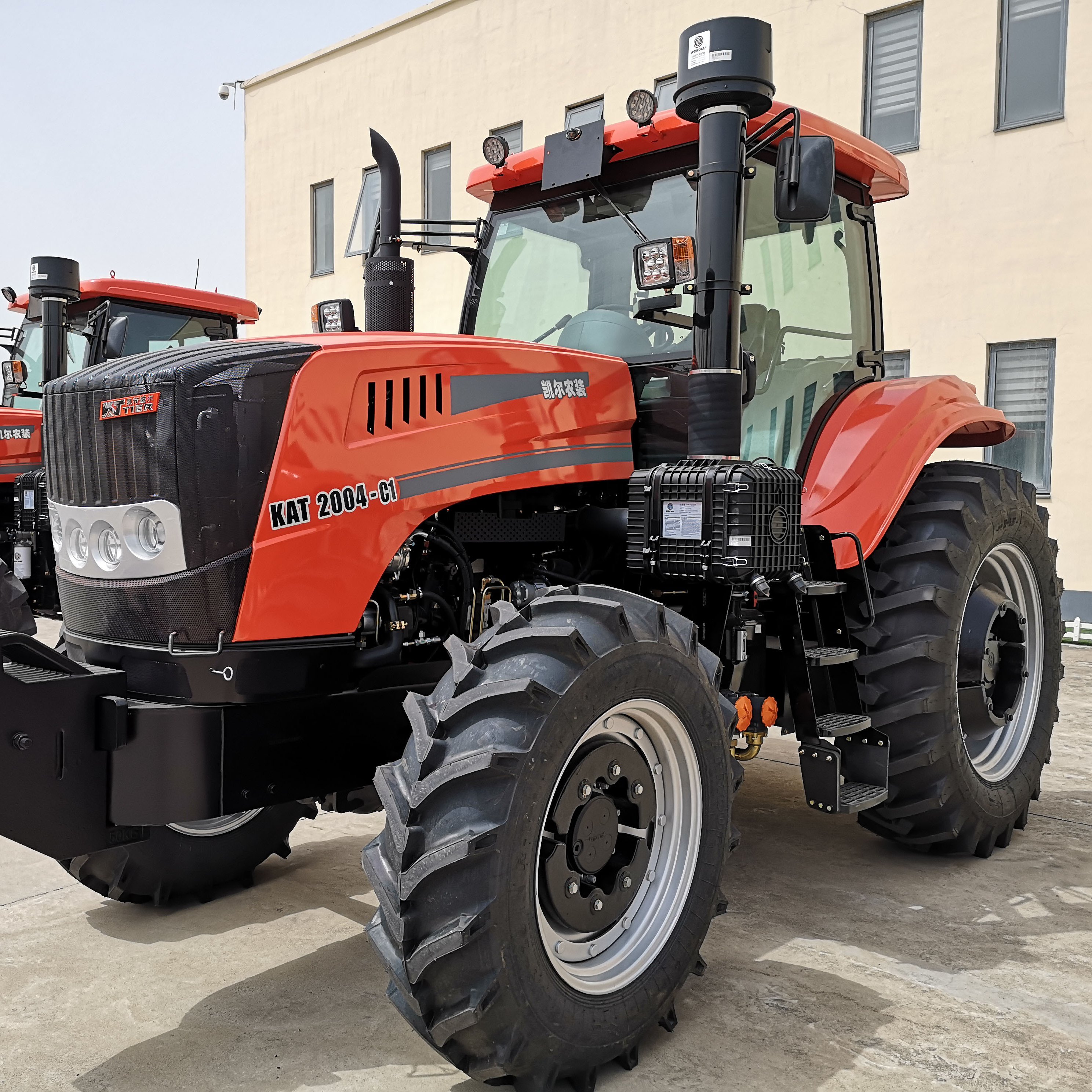 Railer Tractor Agricultural Eos Implementer Farm 4x4 Tractor 140-260hp 4wd Pto Generator for Tractor