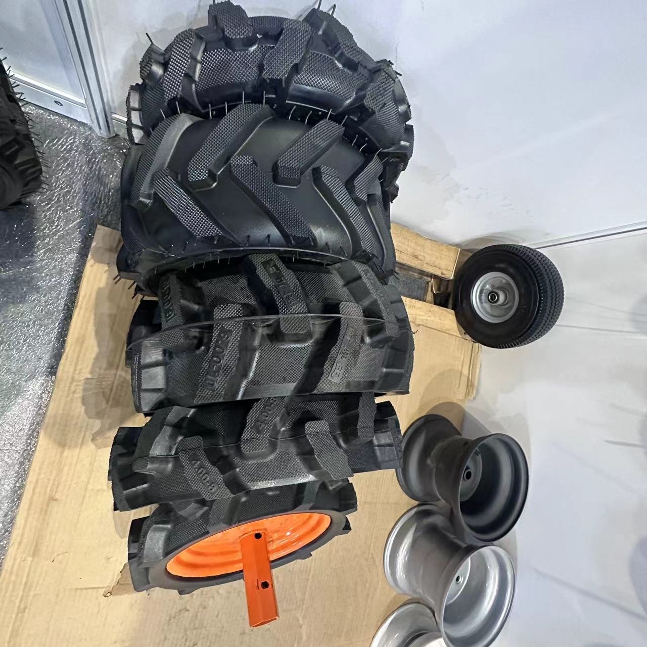 High Quality Polyurethane Farming Equipment Wheel 13x3.50 Mini Tiller Solid Flat Free Wheels
