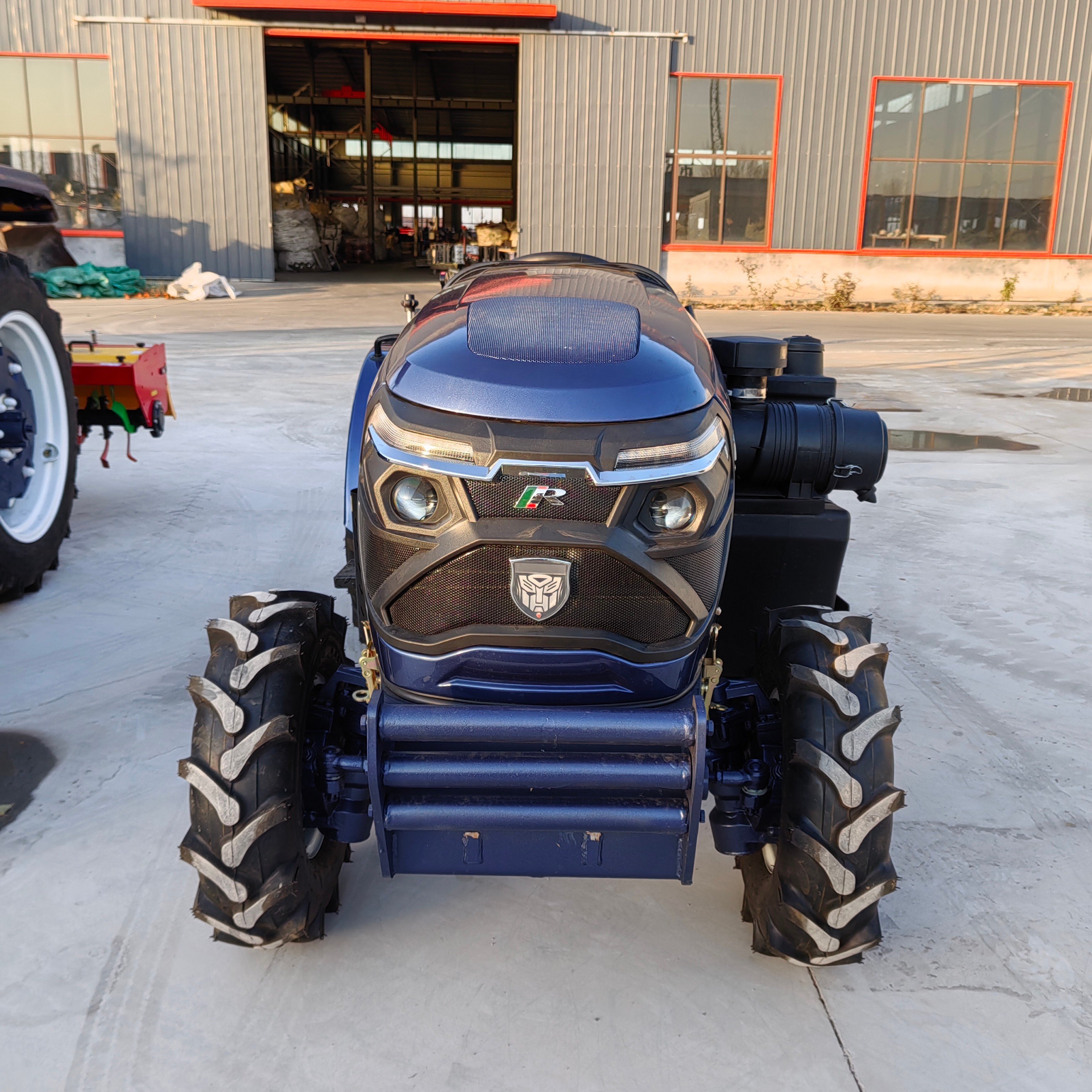 Multifunctional 50hp Agricultural Tractor Used 4x4 Diesel Engine Four-Wheel Tractor Engine Gearbox Pump Bearing Farms