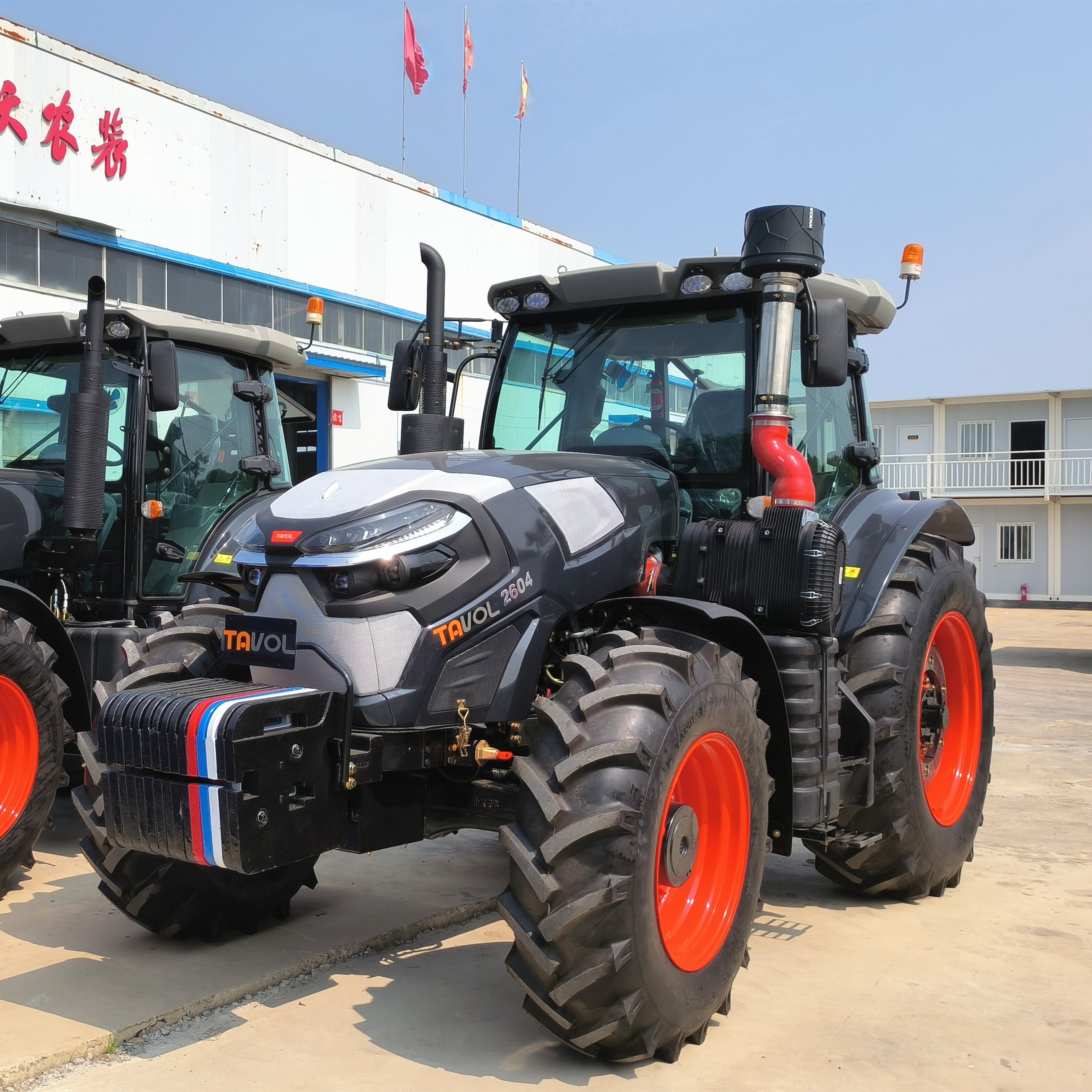 Hot Sales High Quality 240HP 250HP 260HP 270HP 280HP Farming Tractors Heavy Duty