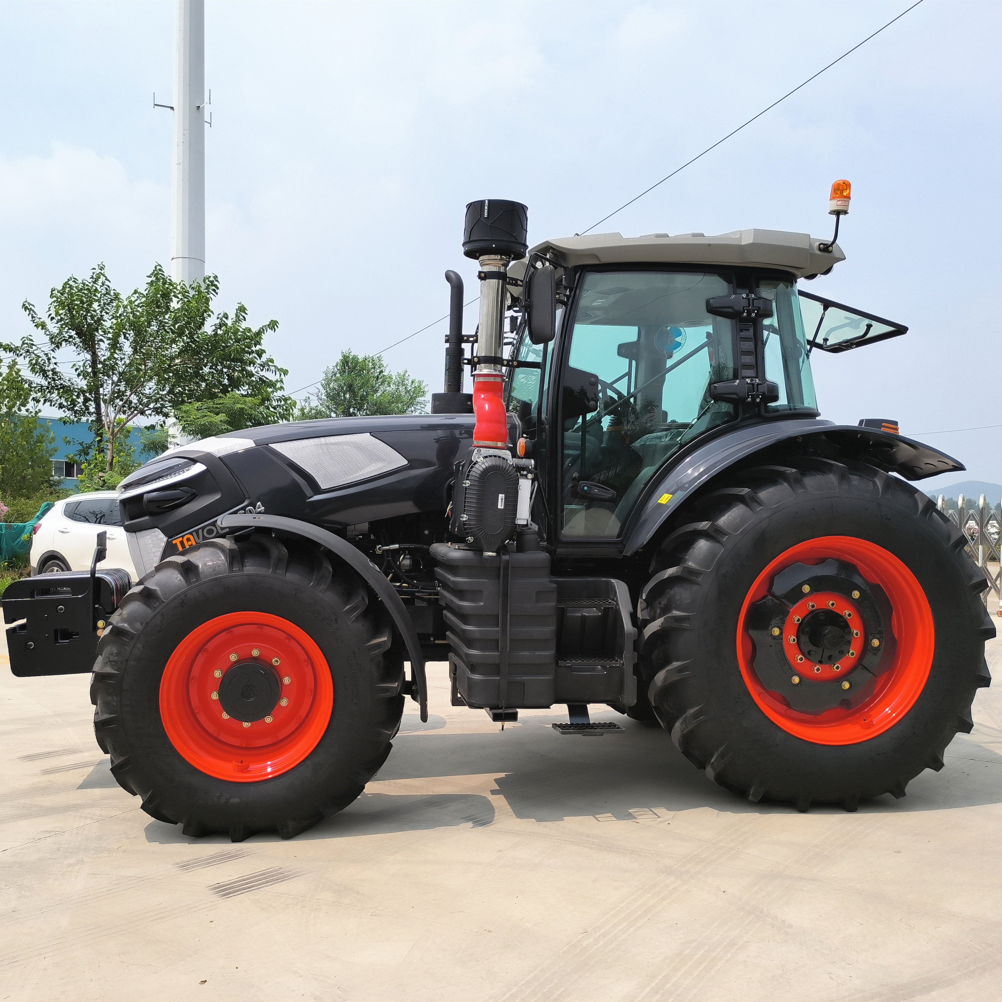 Hot Sales High Quality 240HP 250HP 260HP 270HP 280HP Farming Tractors Heavy Duty