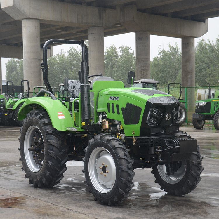 Huabo 70HP 4x4 Green Farm Tractor with Sunshade for Sale