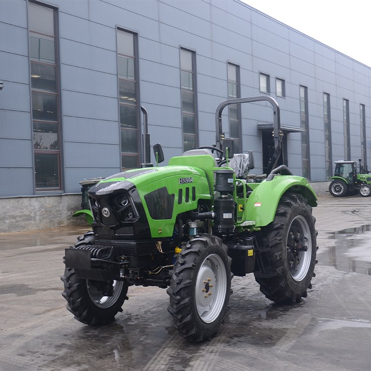 Huabo 70HP 4x4 Green Farm Tractor with Sunshade for Sale