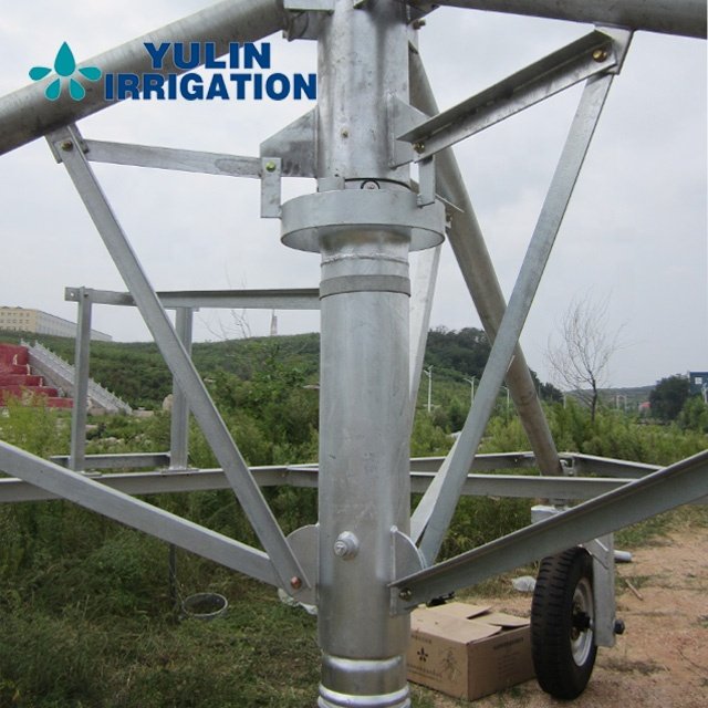 Tractor Mobile Sprinkler Irrigation System Twable Centre Pivot Irrigation Systems for Sale