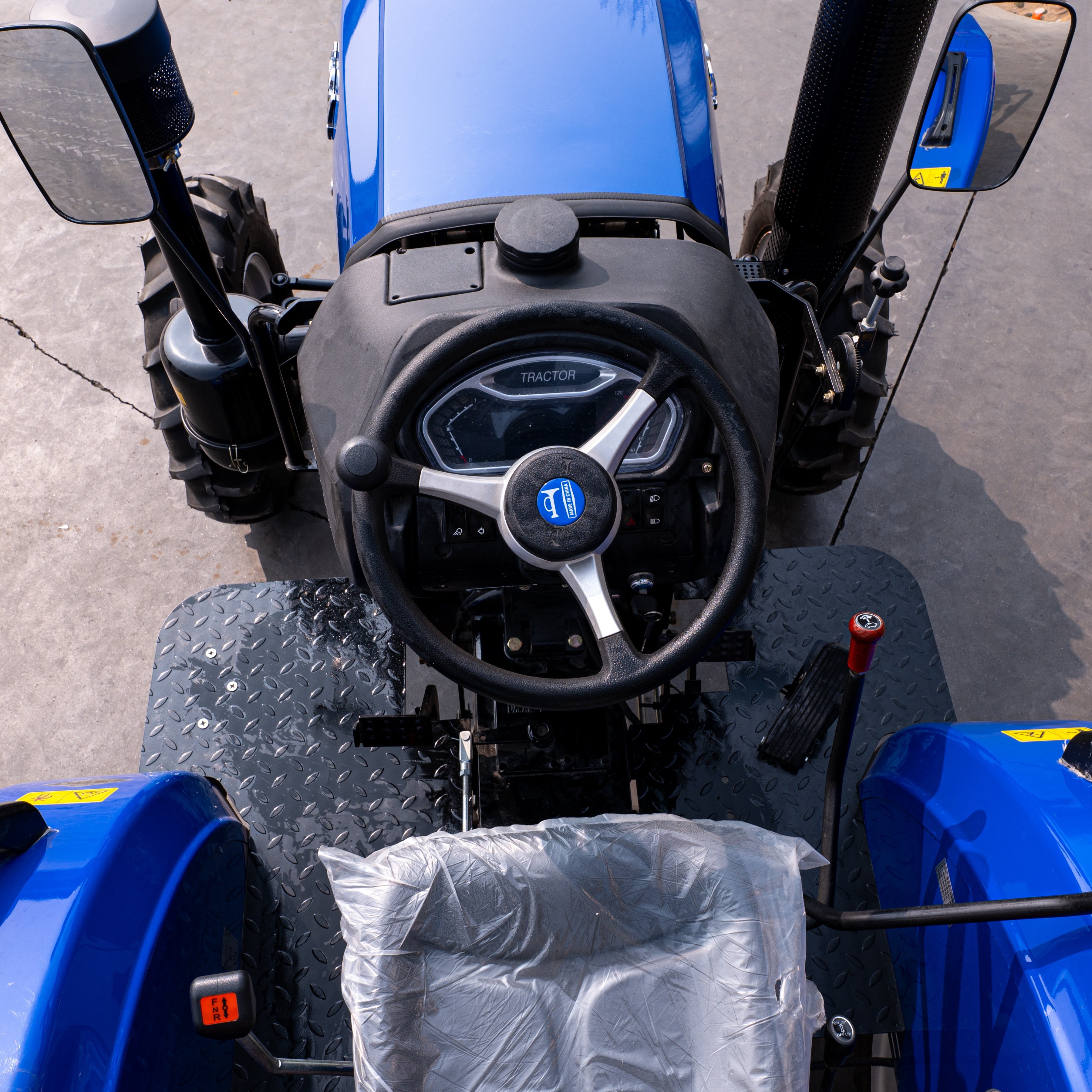 Multifunctional 4x4 50hp Mini Tractor Diesel Engine Wheel Tractor Best Selling Garden Farm 4-Wheel Crawler