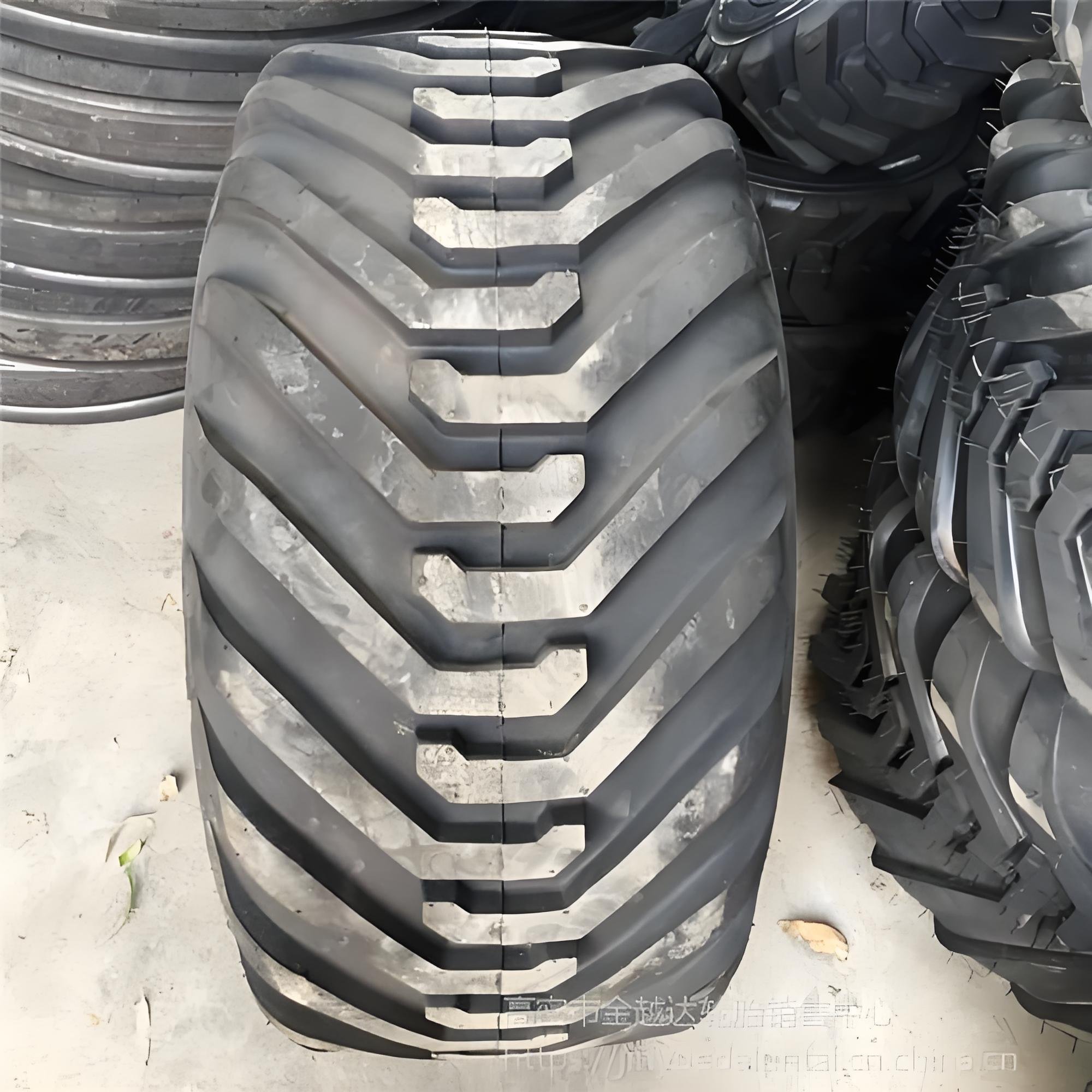 Agricultural and Forestry Tires 560/45-22.5 600/50-22.5 600/55-22.5 650/60-30.5 700/40-22.5 700/50-22.5 700/50-26.5