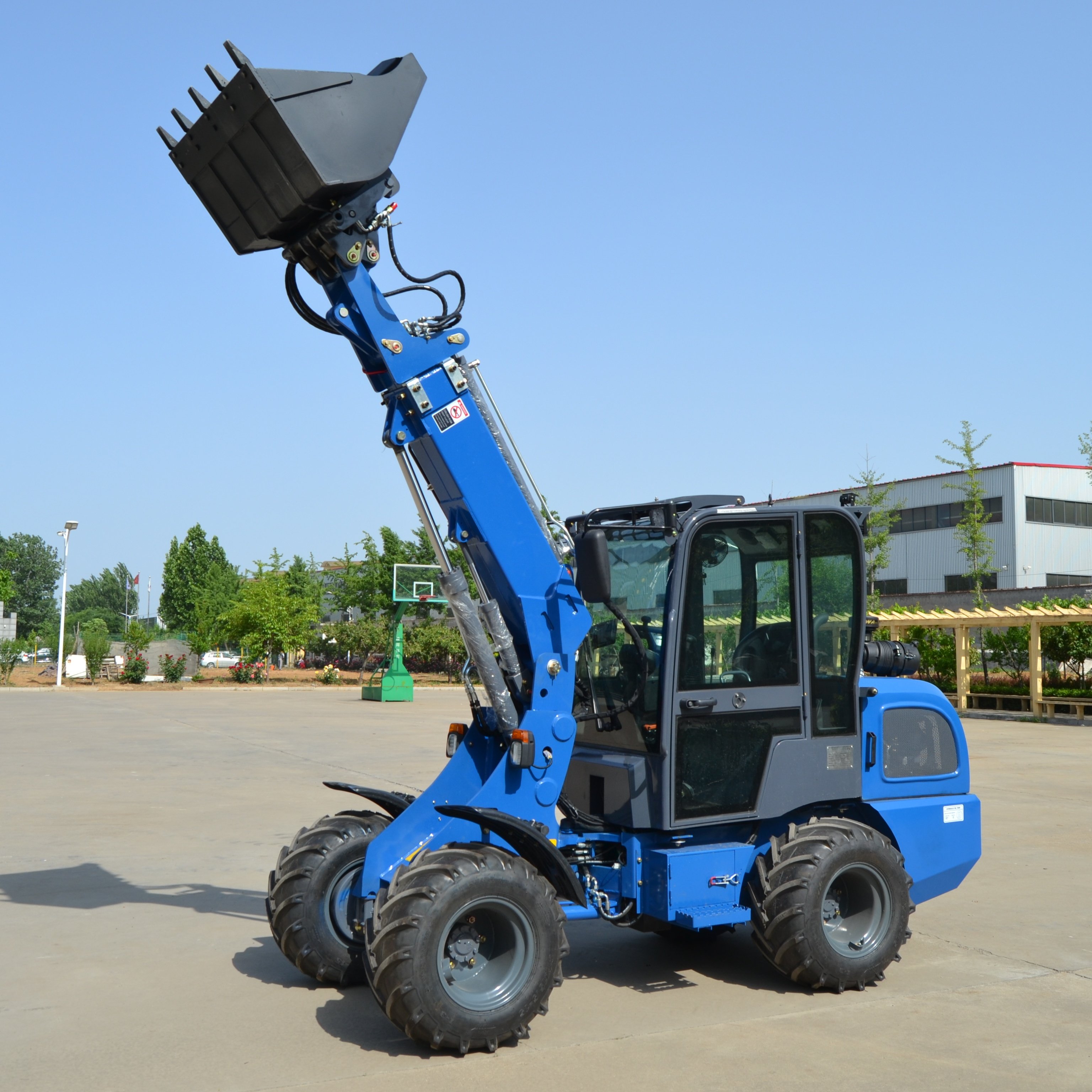 High Quality 1ton 2ton Agricultural Mini Loader TH280 Model with Cabin 4WD Wheel Loader Tractor
