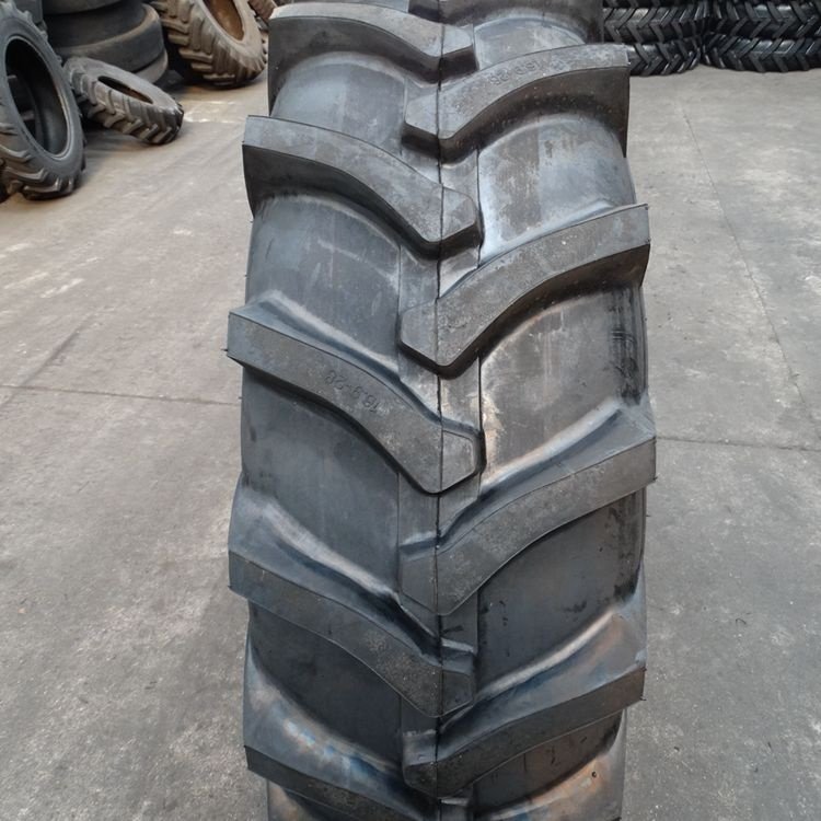 China Supplier Excellent Quality 16.9x24 Used Tractor Tires 16.9-24 16.9-28
