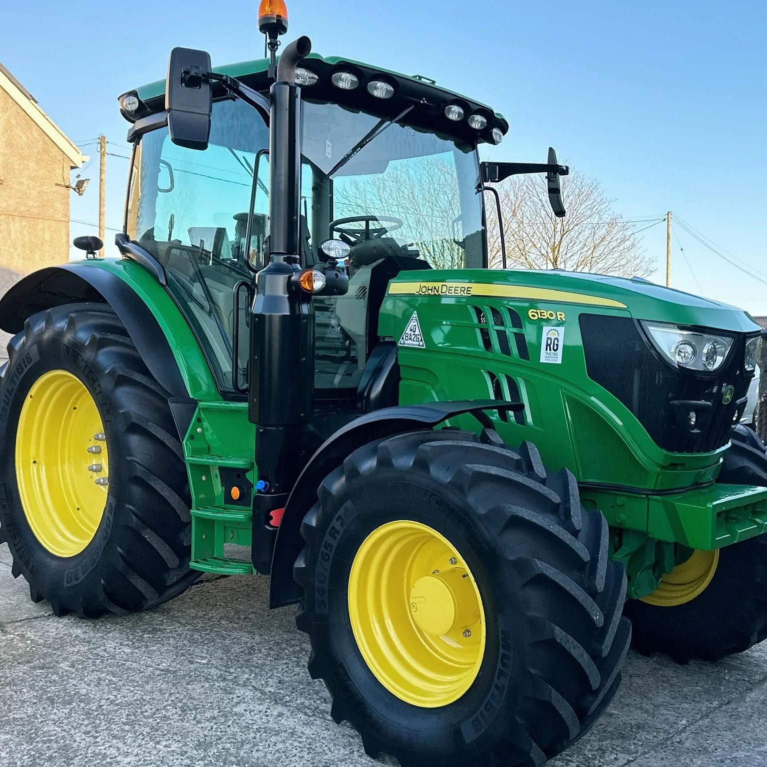 High Quality 130 Multifunctional Tractor With AC and Cabin 4X4 Johnn-Deere 6130R Tractor Model for Sale
