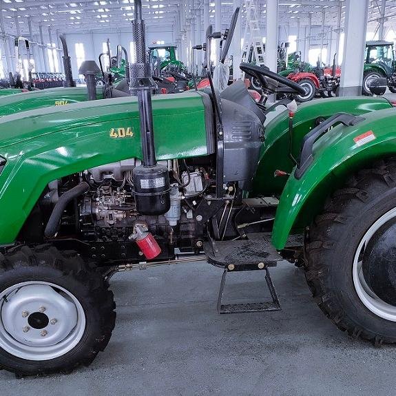 Agriculture Tractor for Farming Various HP Ratings with Core Components Pump Gear Gearbox Bearing