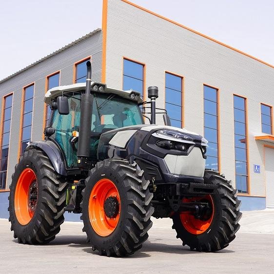 Agriculture Tractor for Farming Various HP Ratings with Core Components Pump Gear Gearbox Bearing