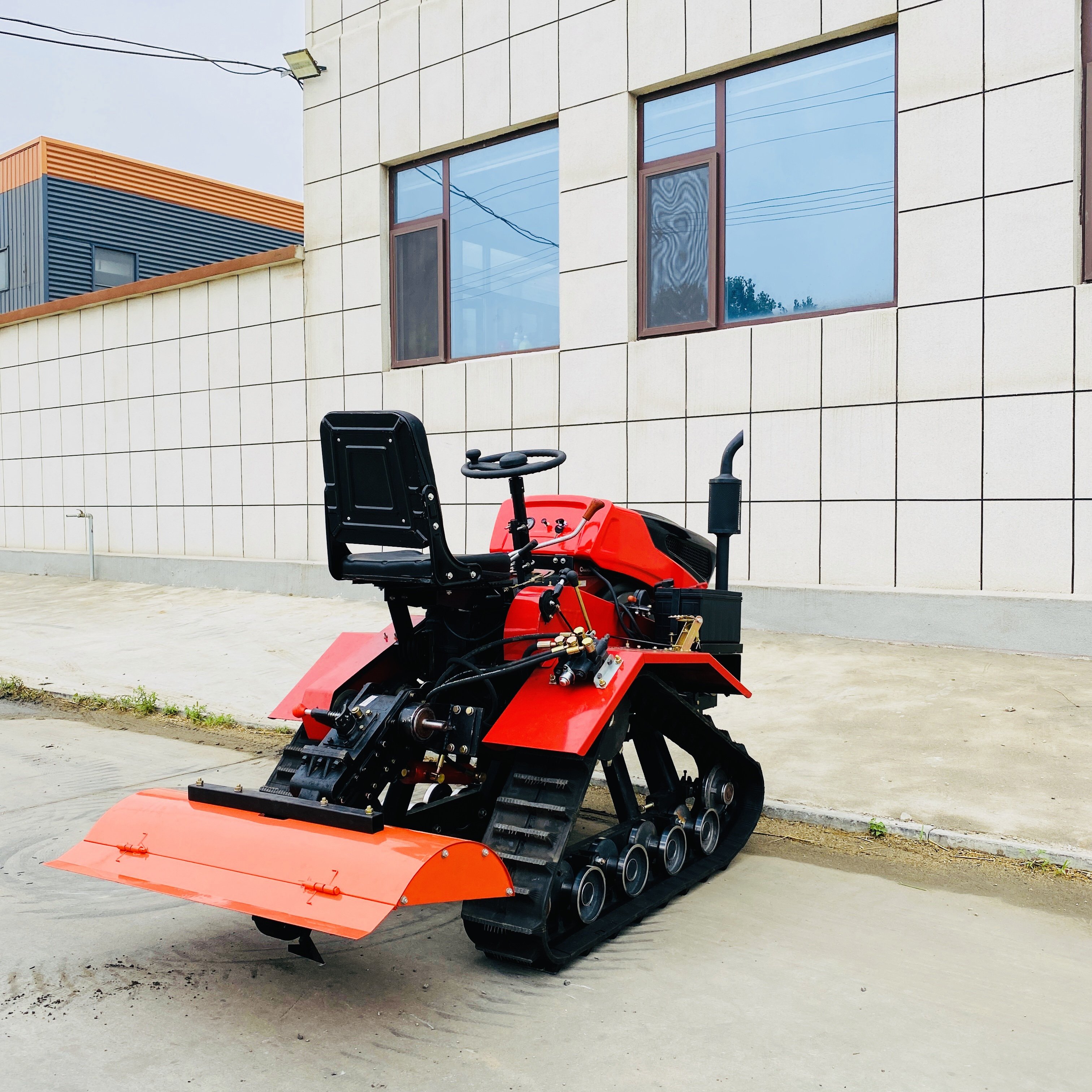 New Original Mini Tractor Agriculture For Farming 35hp Crawler Tractor With Cheap Price