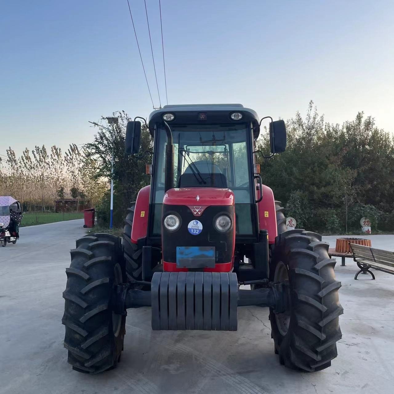 Second Hand China Tractor 4wd 4x4 Farm Agriculture Used Farm Massey Ferguson Tractor 4wd Mf1204