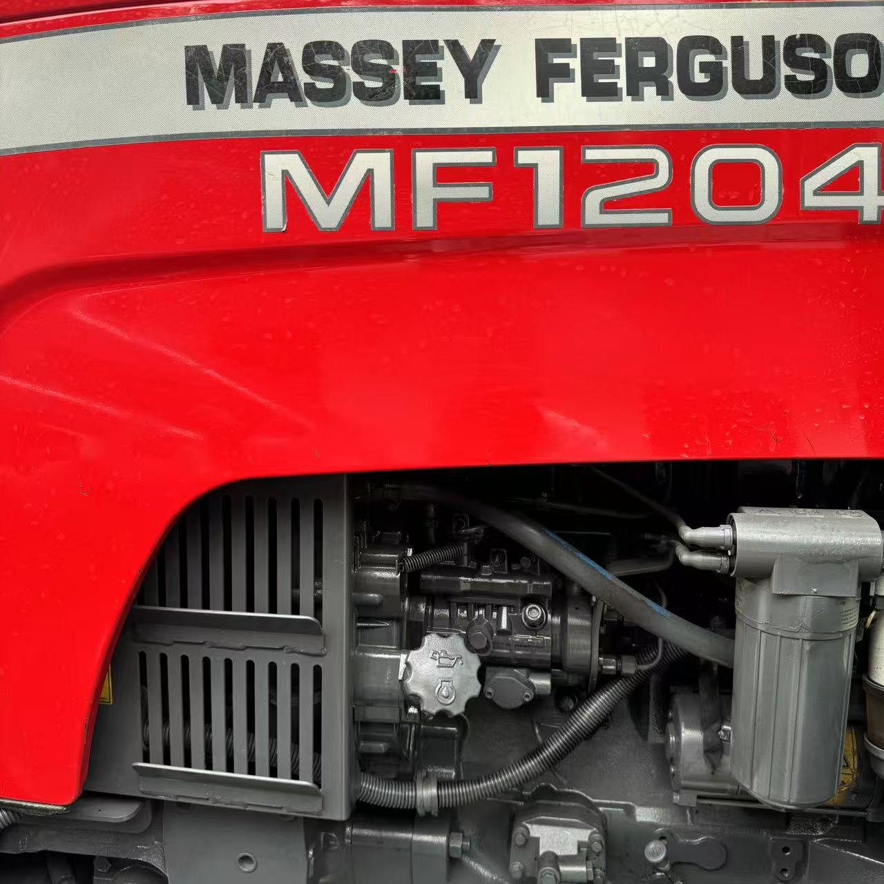 Second Hand China Tractor 4wd 4x4 Farm Agriculture Used Farm Massey Ferguson Tractor 4wd Mf1204