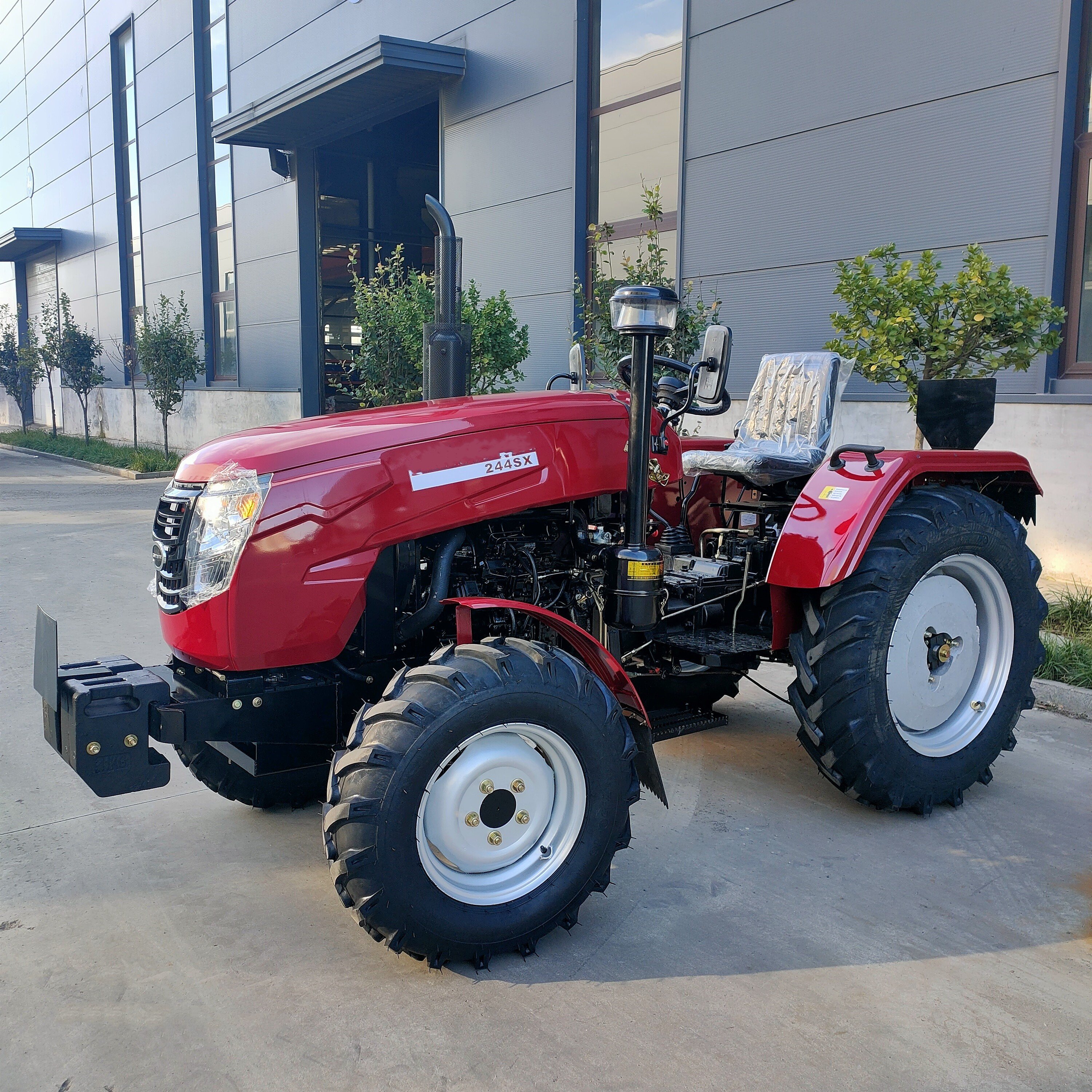 25hp Wheeled Garden Farm Agriculture Tractor Electric Start for Sale