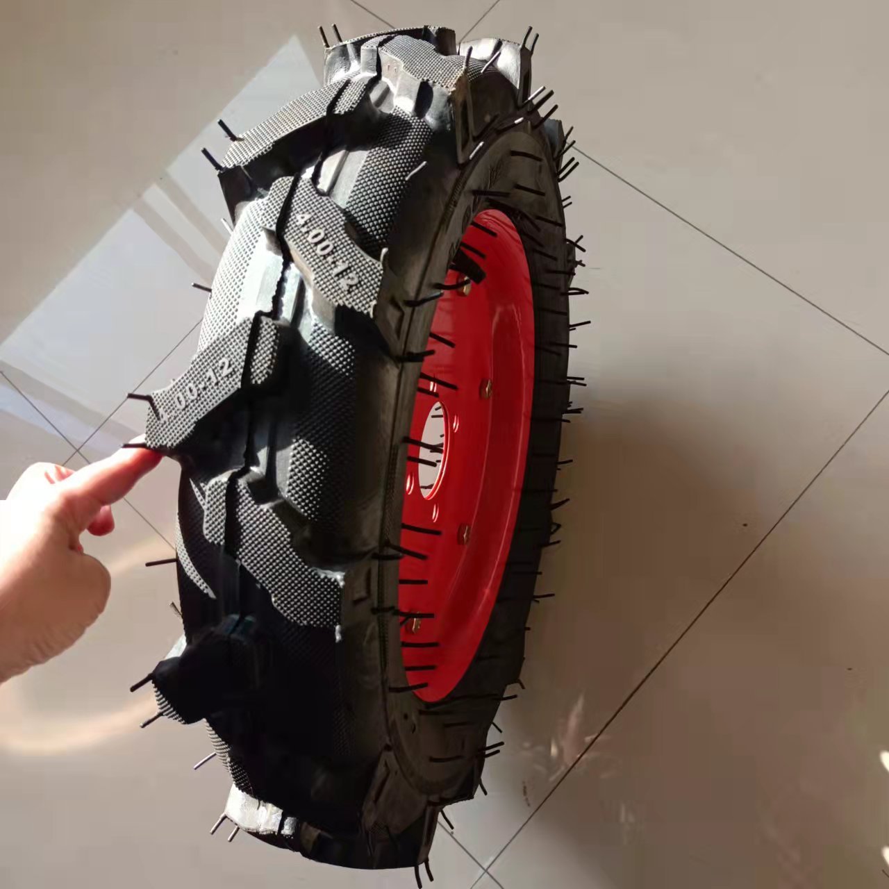 High Quality 4.00-12 Agriculture Cultivator Wheels 400-10 Farm Tractor Tire with Metal Rim
