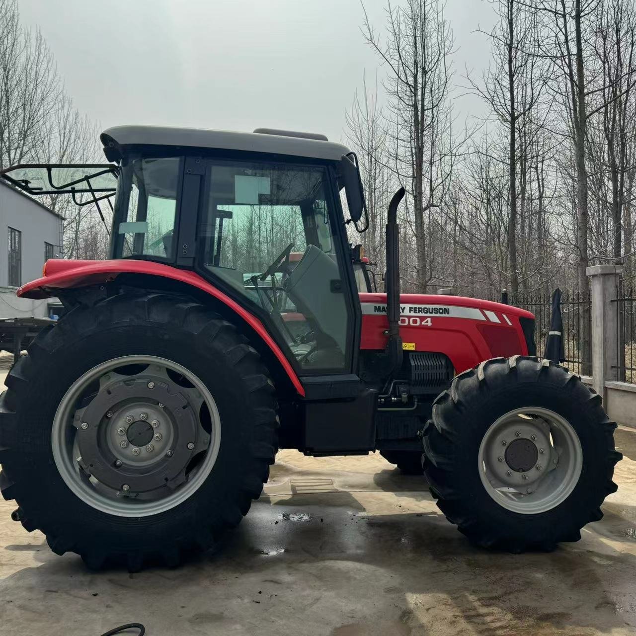 Used Tractors Massey Ferguson Xtra 100hp 120HP 4WD Wheel Farm Orchard Compact Tractor Agricultural Machinery MF290 MF385 Spares