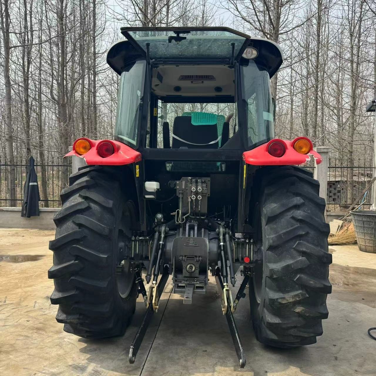 Used Tractors Massey Ferguson Xtra 100hp 120HP 4WD Wheel Farm Orchard Compact Tractor Agricultural Machinery MF290 MF385 Spares