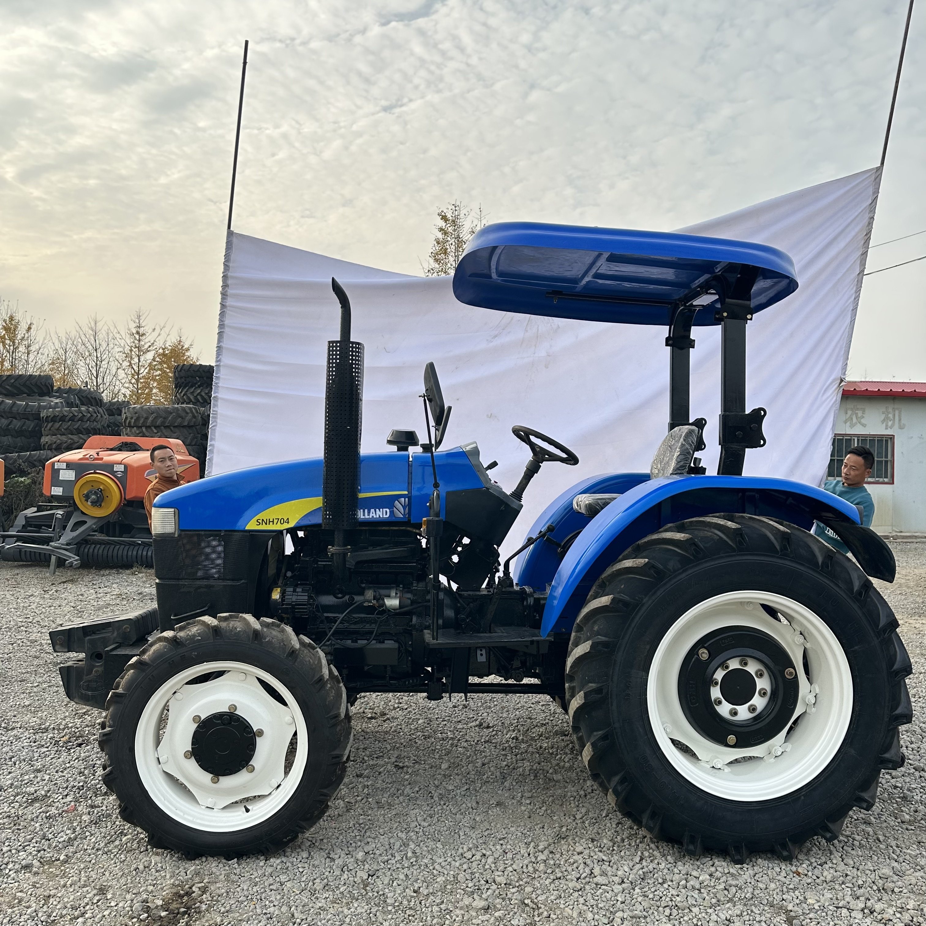 Mini New Holland Tractor 70HP New Holland Used Tractor for Agriculture