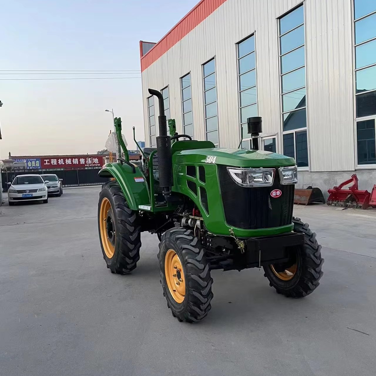 Mini Tractor 4x4 for Farming Agriculture Hydraulic Steering Tractor 50HP 60HP 70HP