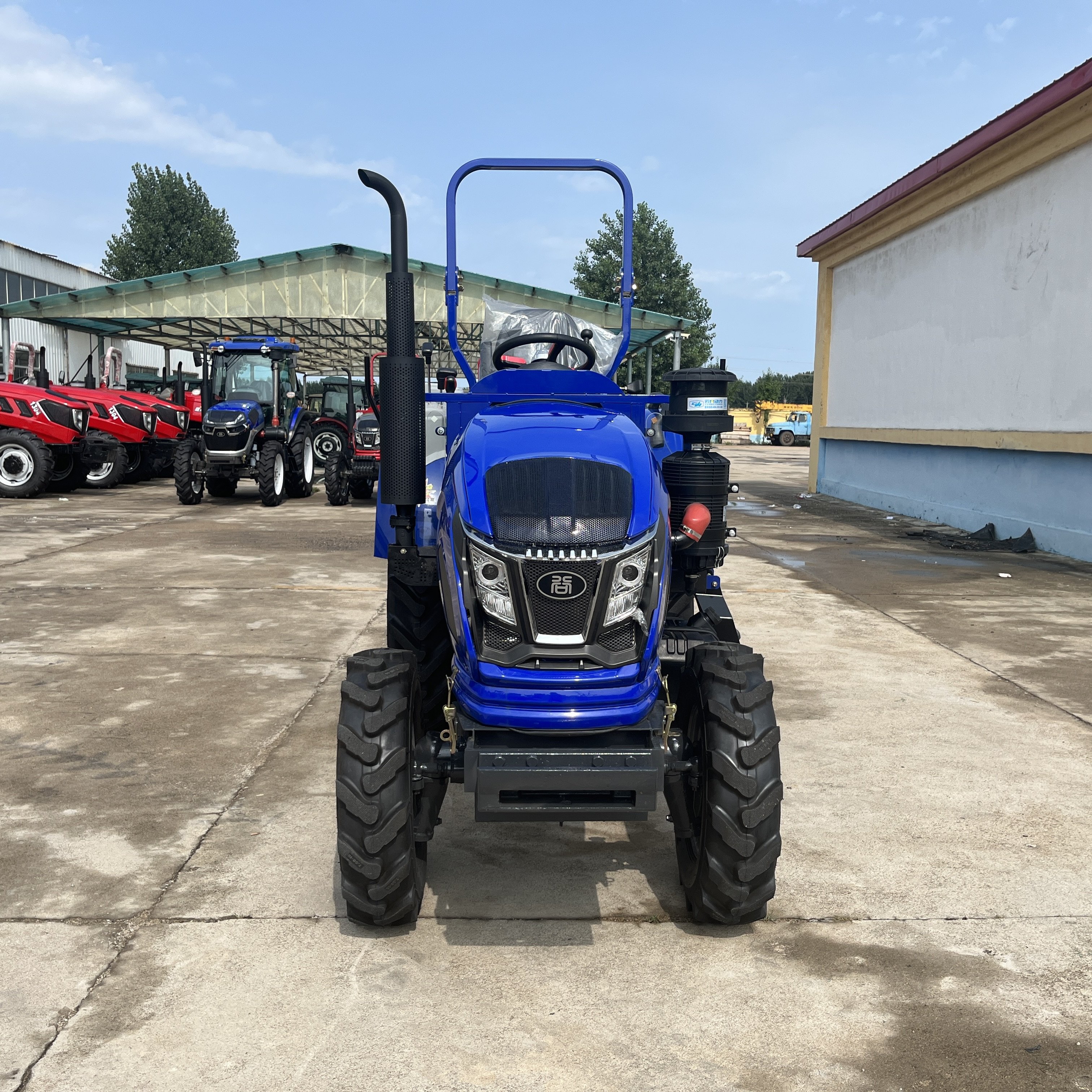 BIGM Factory Direct 37KW Multi-functional Agricultural 4WD Tractor Can Be Matched with Rotary Tiller and Other Farm Implements.