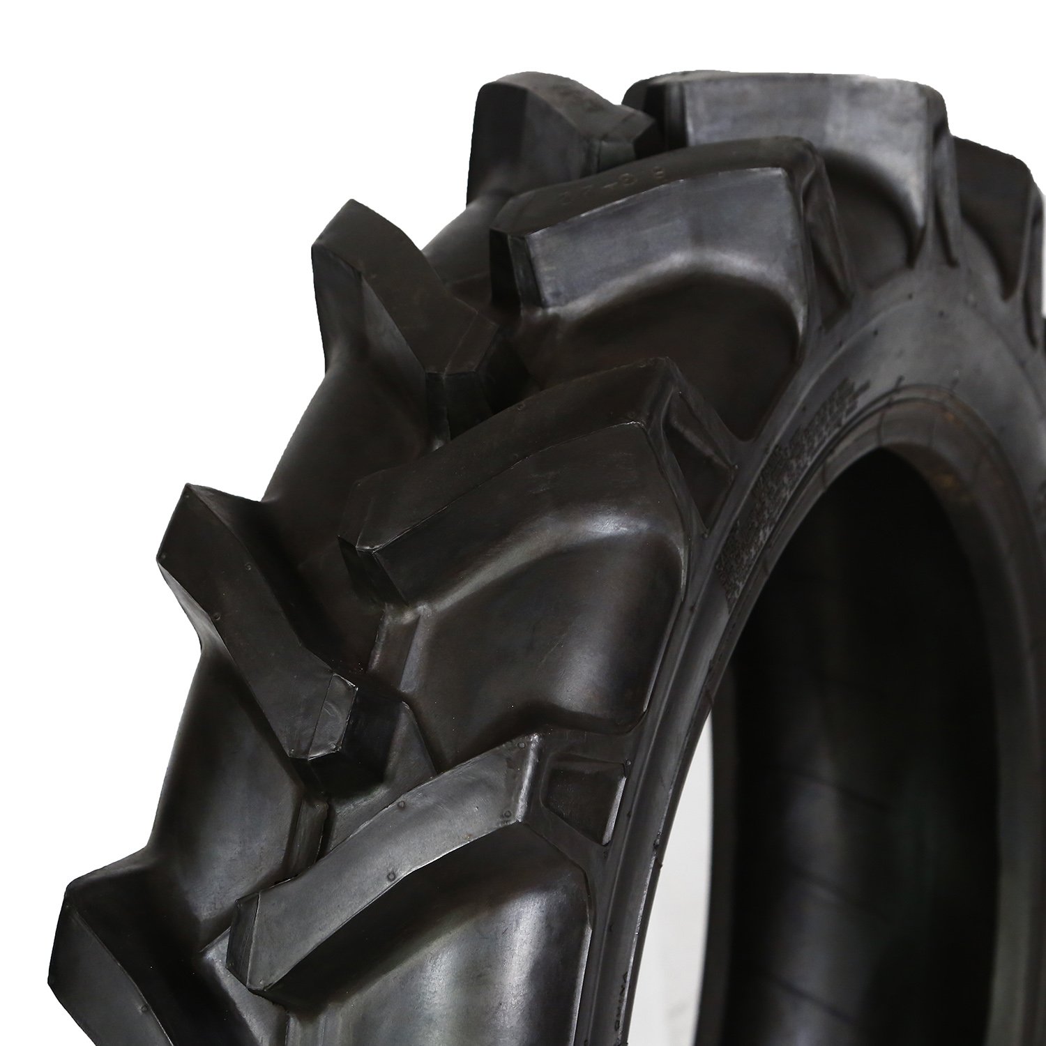 China Top 10 Tyres Brands Tractor Tire R1 R2 Pneu All Kinds of Agriculture Tire