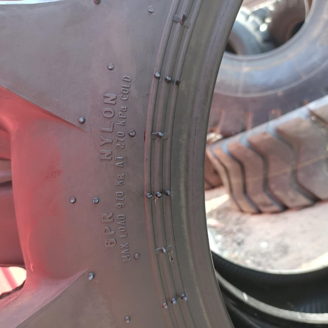 Sale Cheap Genuine Tractor Air Tyre Durable Wear Resistant Agricultural Paddy Field Tires 8.3-20 8.3-24