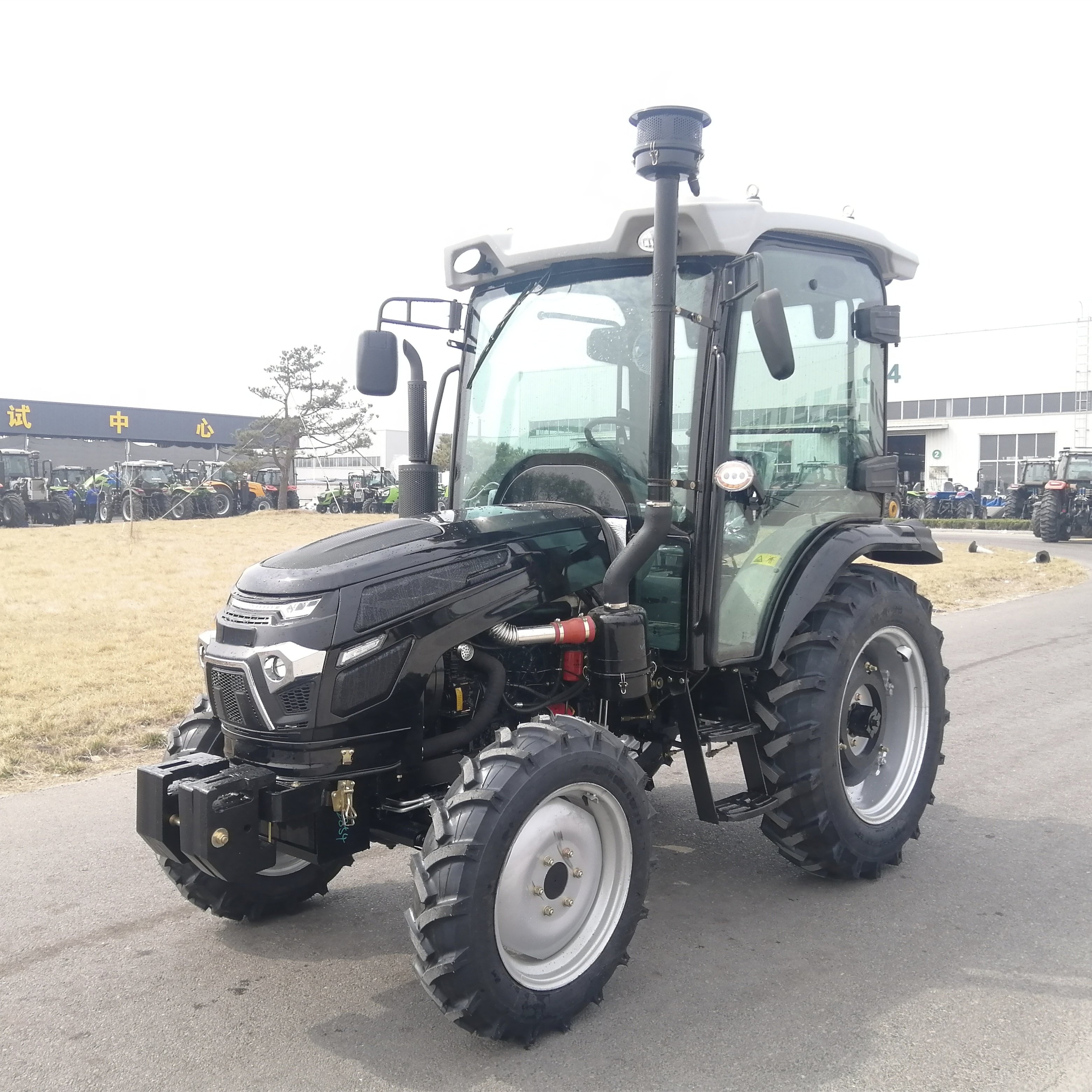 4X4 60HP Mini EPA Lawn Mower Small Tractor With Front End Loader Backhoe Tractors Trucks Agriculture Farm Tractor