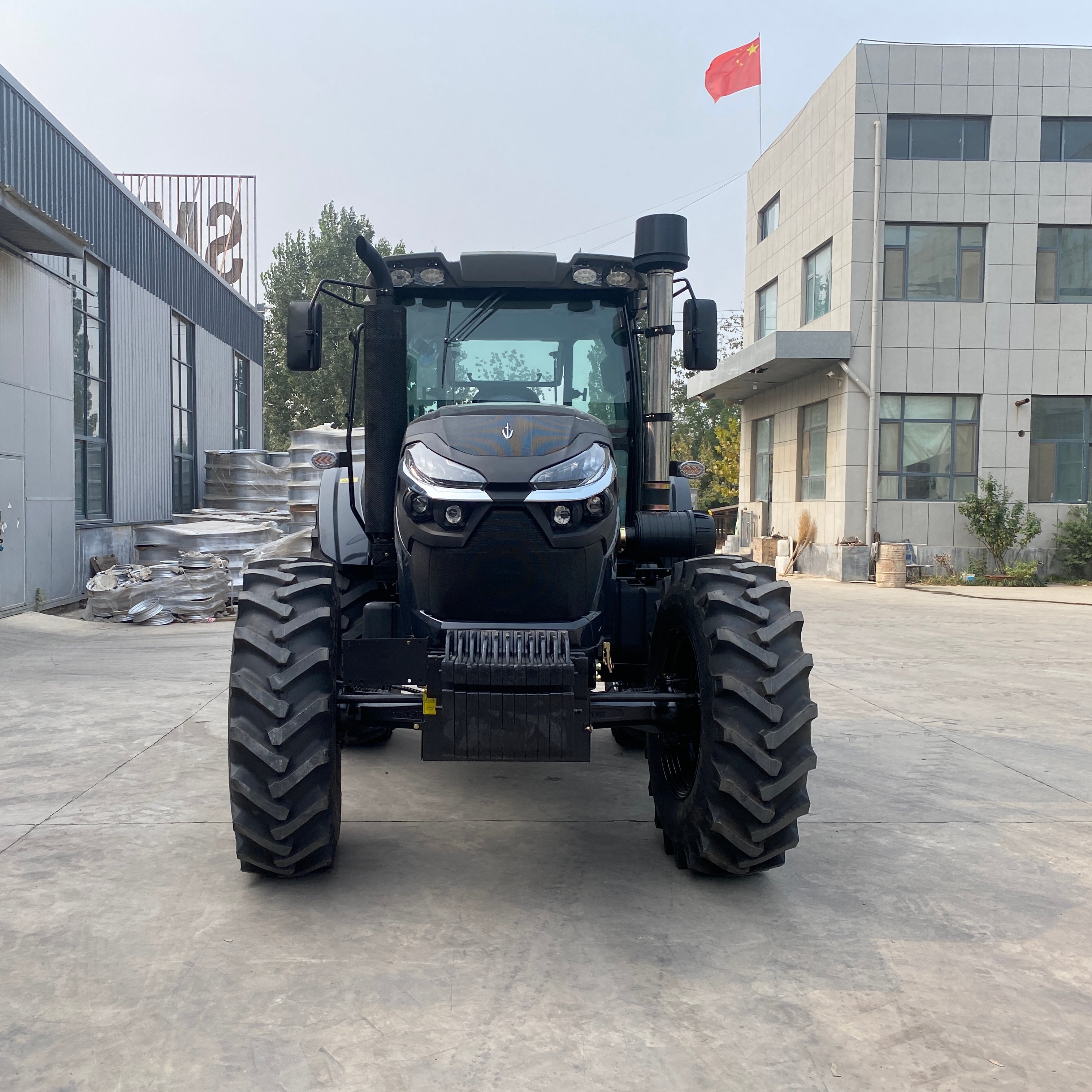 Best Quality Agriculture Tractor 150 HP for Sale Diesel Engine AC Cabin Wheel Tractor