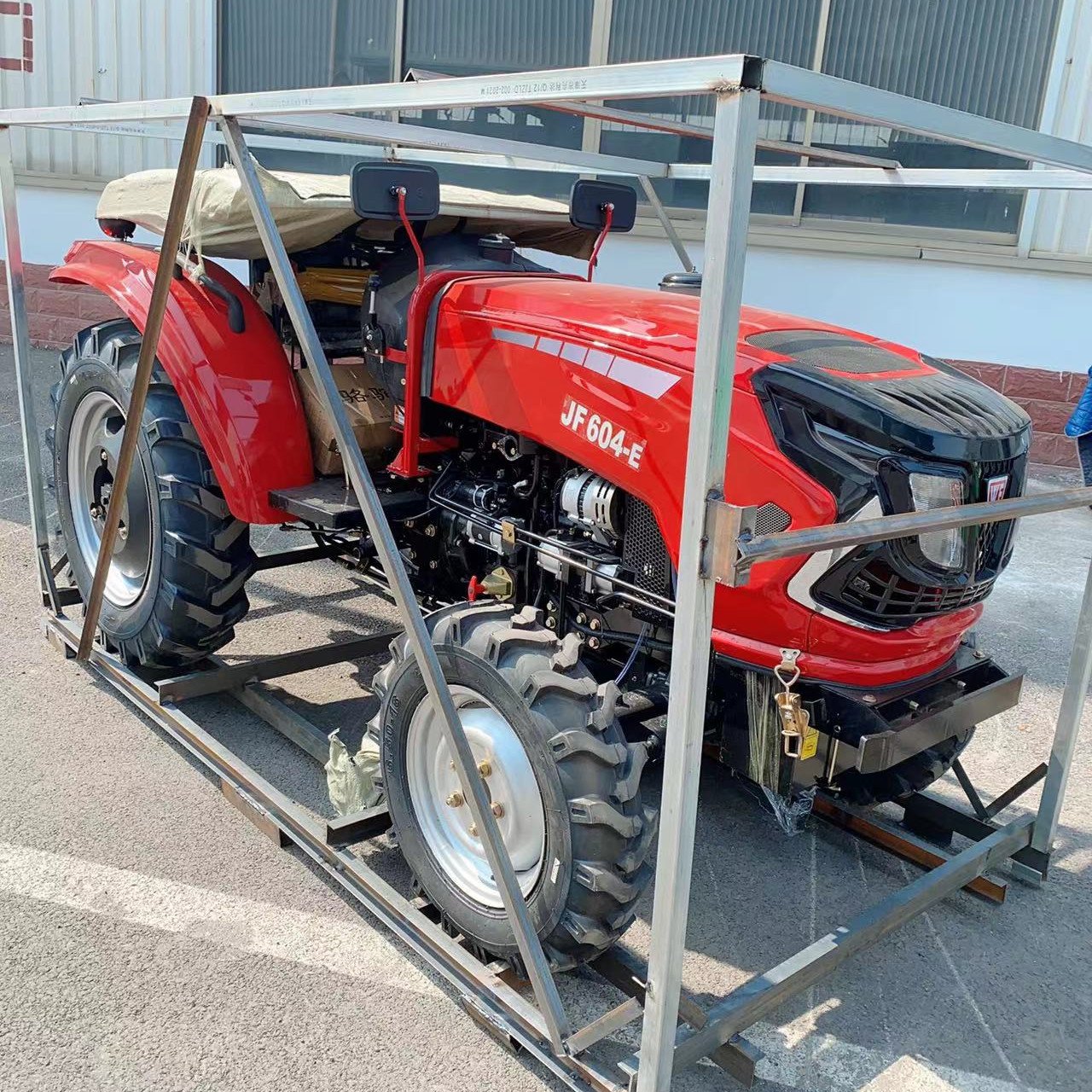 4x4 Agricultural Mini Tractor 50HP/60HP/80HP/90HP Multifunctional Tractor with Core Components Used Condition