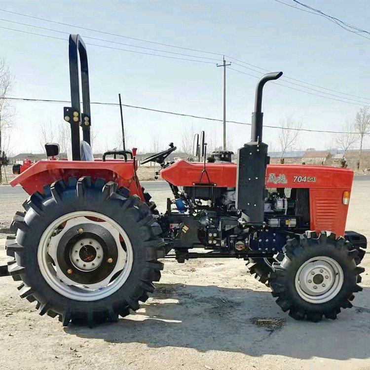 4x4 Agricultural Mini Tractor 50HP/60HP/80HP/90HP Multifunctional Tractor with Core Components Used Condition
