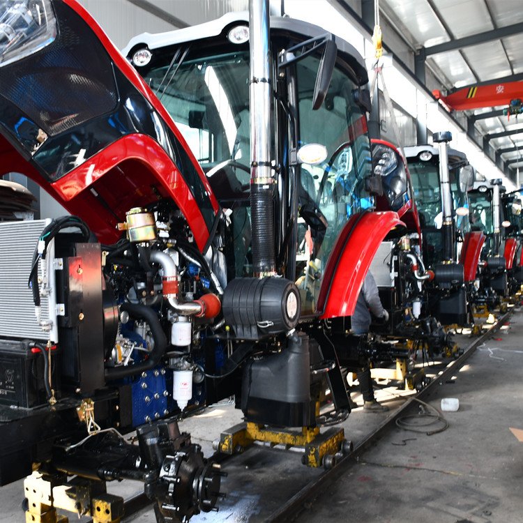 4x4 Agricultural Mini Tractor 50HP/60HP/80HP/90HP Multifunctional Tractor with Core Components Used Condition