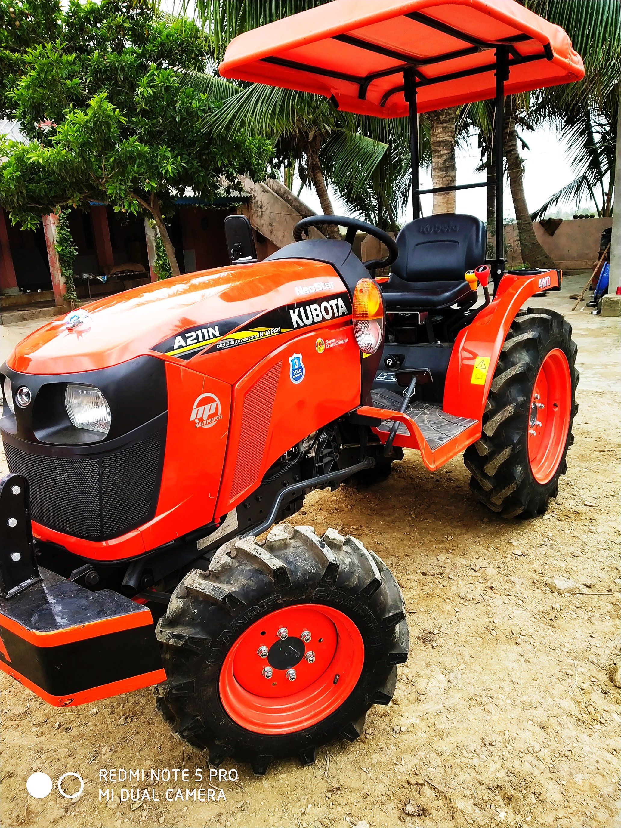 Superior Performance KUBOTA Engine Mini Tractor Latest Japan Design 4WD 4x4 Drive Type New Farm Agriculture Wholesale Price 21hp