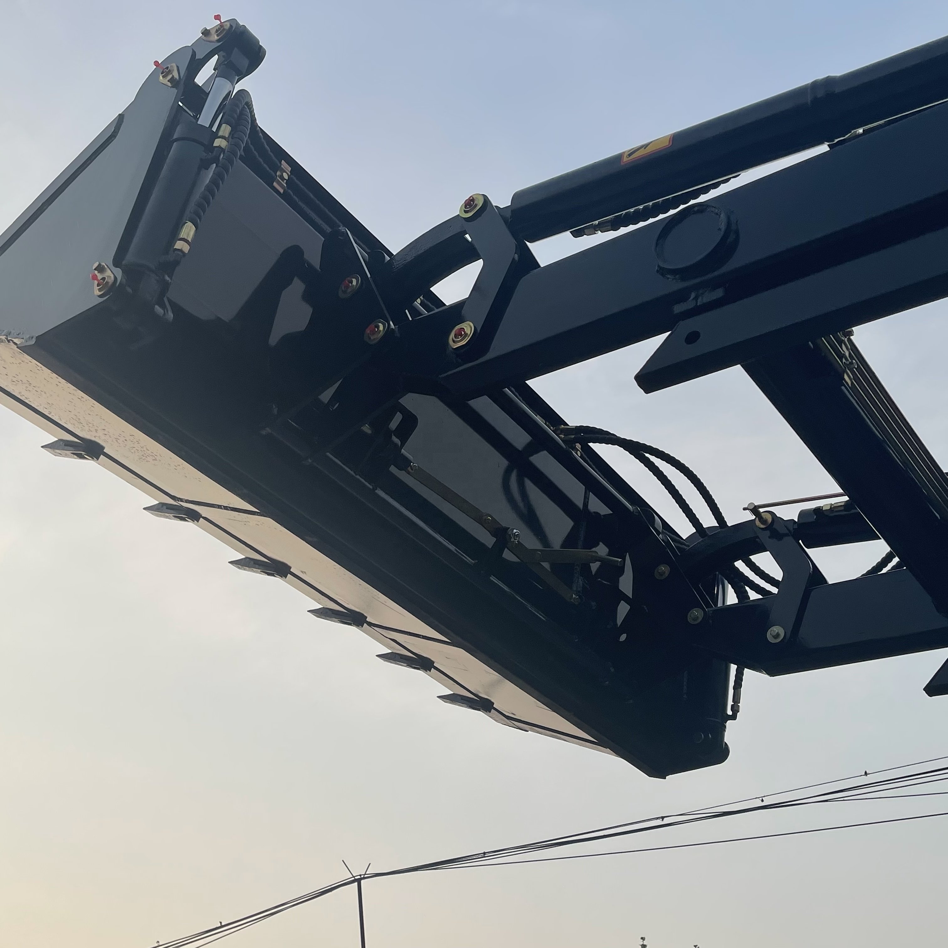 Front Loading Device Ordinary Bucket Pallet Forks Wooden Forks Grass Grippers Tractor Front Clamp