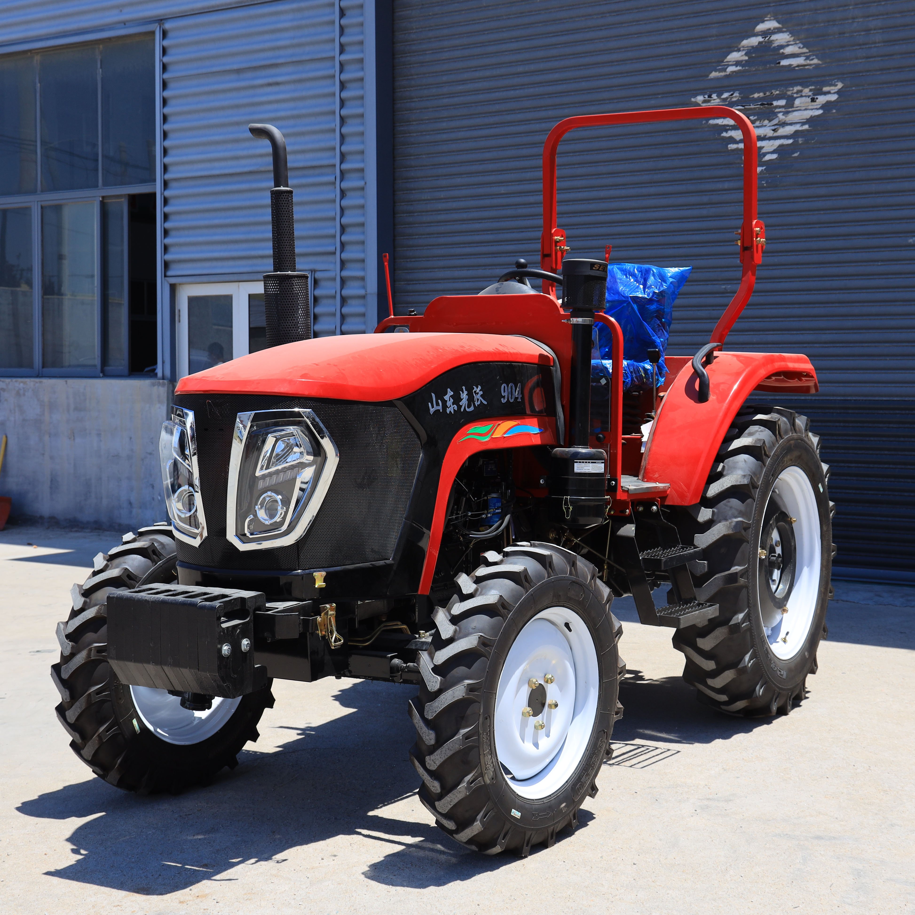 China Factory Cheap 50 HP -280 HP 4x4 WD Agriculture Garden Mini Farm Tractors Trucks Mini Tractor Trailer for Sale