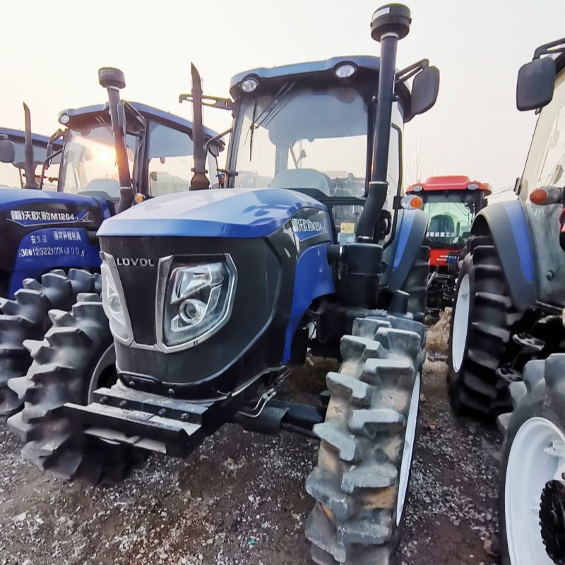 Used Chinese Brand LOVOL Oubao M1204 Tractor 120hp 4wd in Good Condition With Cab Cheap Price for Sale