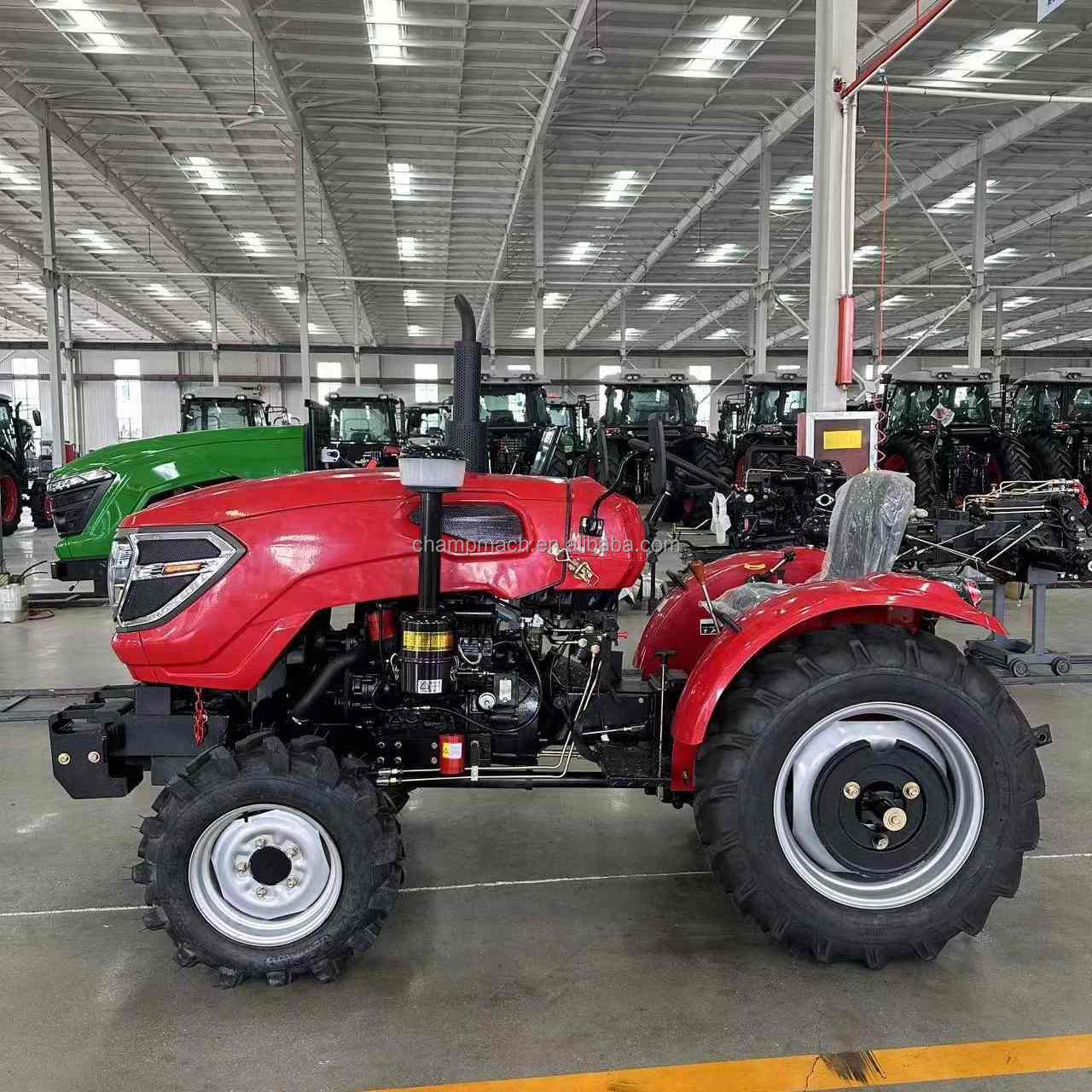 China Agricultural Tractor Mini Farm 4x4 24hp 25hp 30hp 35hp 40hp 4wd with Tractors Trailer for Farming