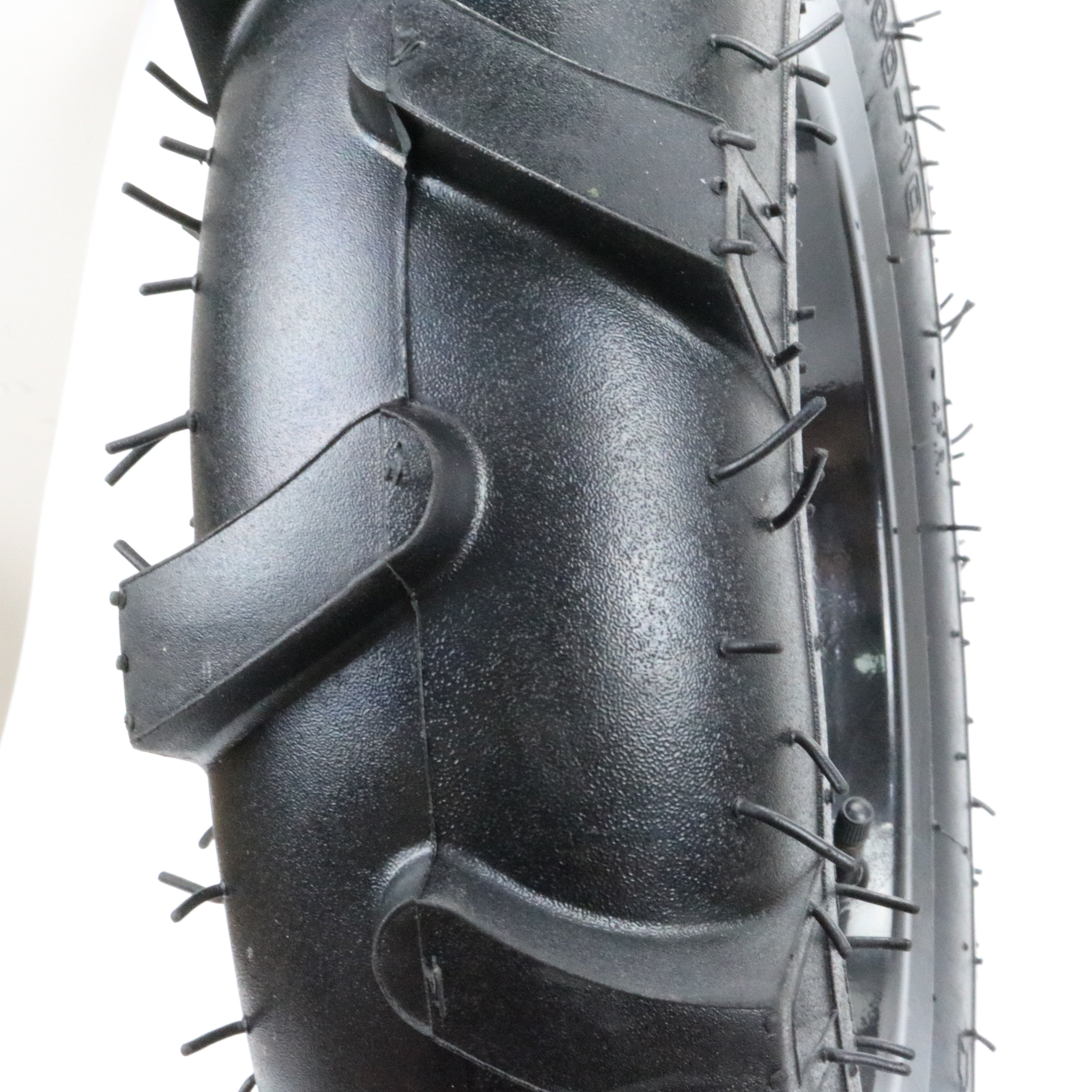 4.00-10 Agricultural Tractor Tyre and Inner Tube with Iron Rim Wheel for Cultivator Tiller
