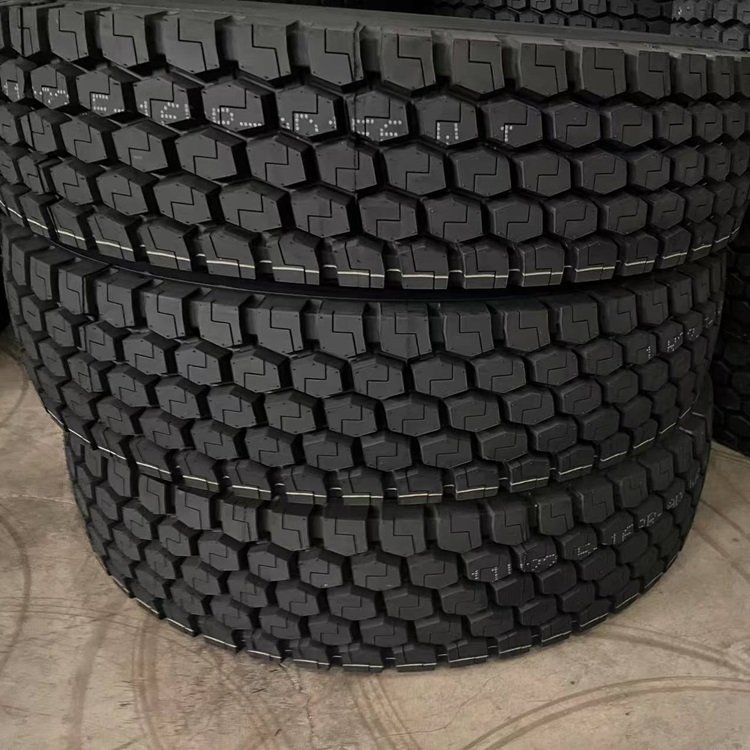 Chinese CHAOYANG 650 16 14.9- 24 14.9-26 14.9-28 14.9-30 Tractor Tires R-1 Pattern for Agricultural in Farm