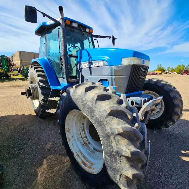 Neww Holland 2000 8970 Powerful 4WD Agricultural Tractor with 6-Cylinder Turbocharged Diesel Engine Core Components Motor