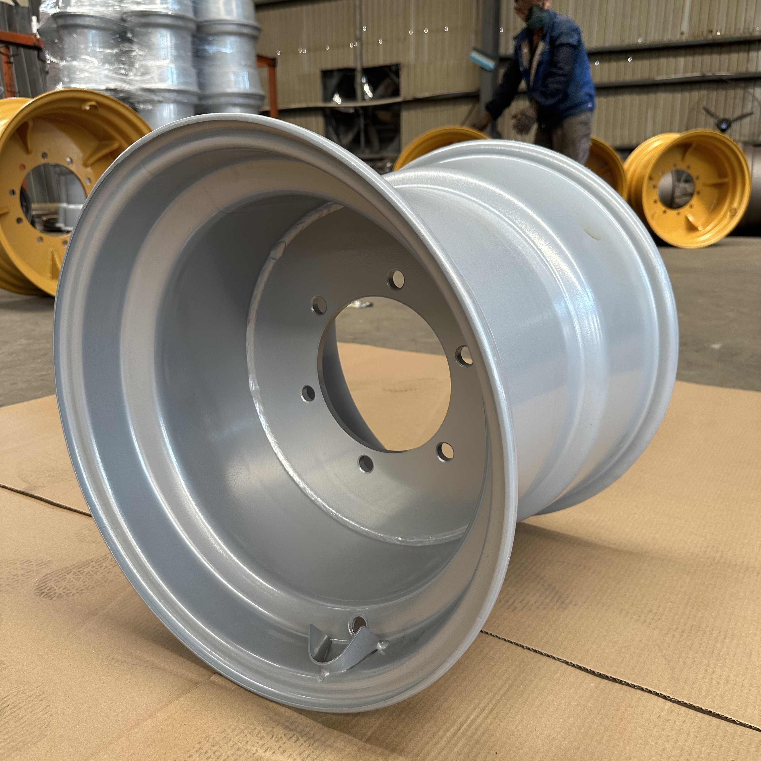 Customized Agriculture Tractors Wheels 16x17 Inch Farm Steel Wheel Rims for 500/50-17 Tires