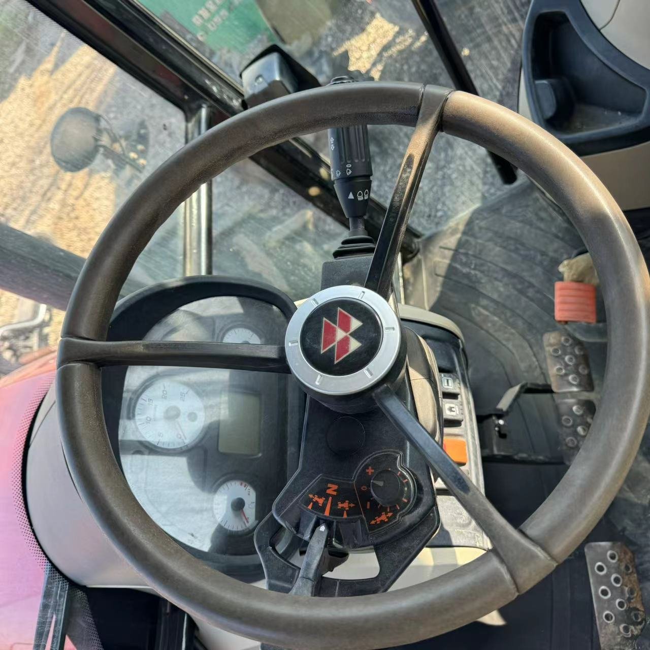 Second Hand Tractor 120hp Massey Ferguson Used Tractors S1204-C Good Price for Sale