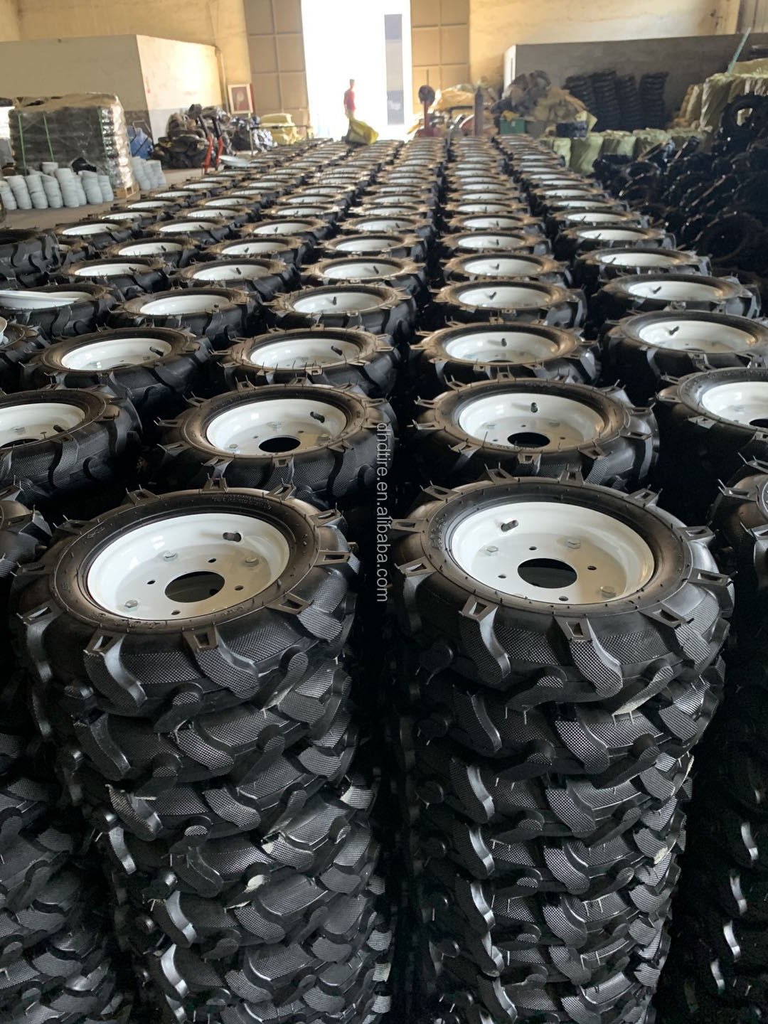4.00-8 Garden Rotary Tiller Tire and Inner Tube Fitted With Metal Rim Disk Use for Farm Agricultural Tractors