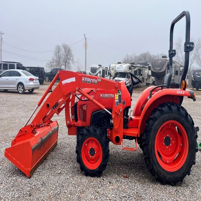 New Durable 4x4 Diesel Agriculture Mini Tractor With Kubota Engine M954KQ
