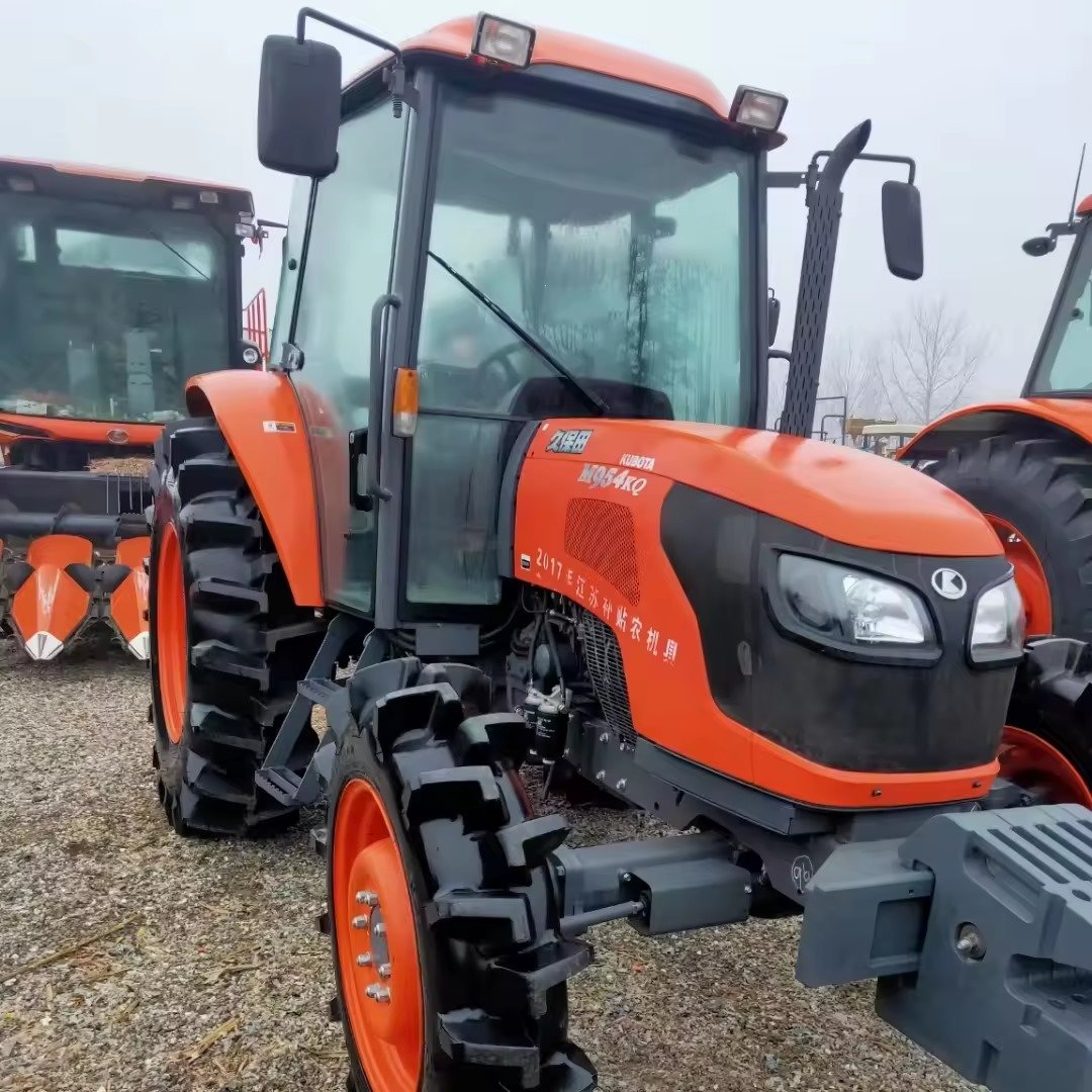 NEW Kubota M70 Farming Tractors Used Tractor KUBOTA 4wd Wheel Agricultural Tractor in Europe for Sell