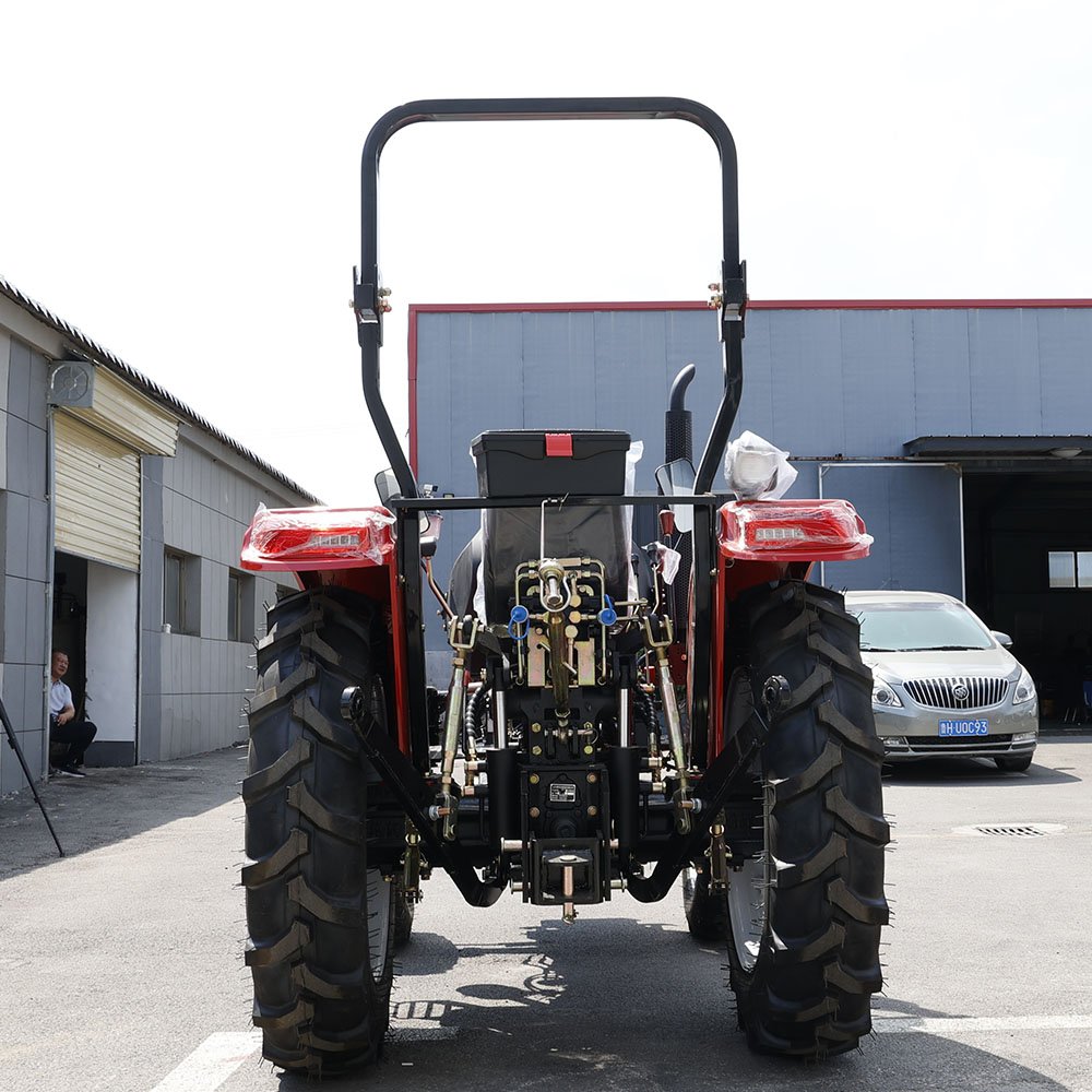 Hot Selling 50HP Cat/Laidong Engine Drive Four Wheels 504 Tractor Large Fuel Tank 4x4 Farm Farming Tractor for Sale