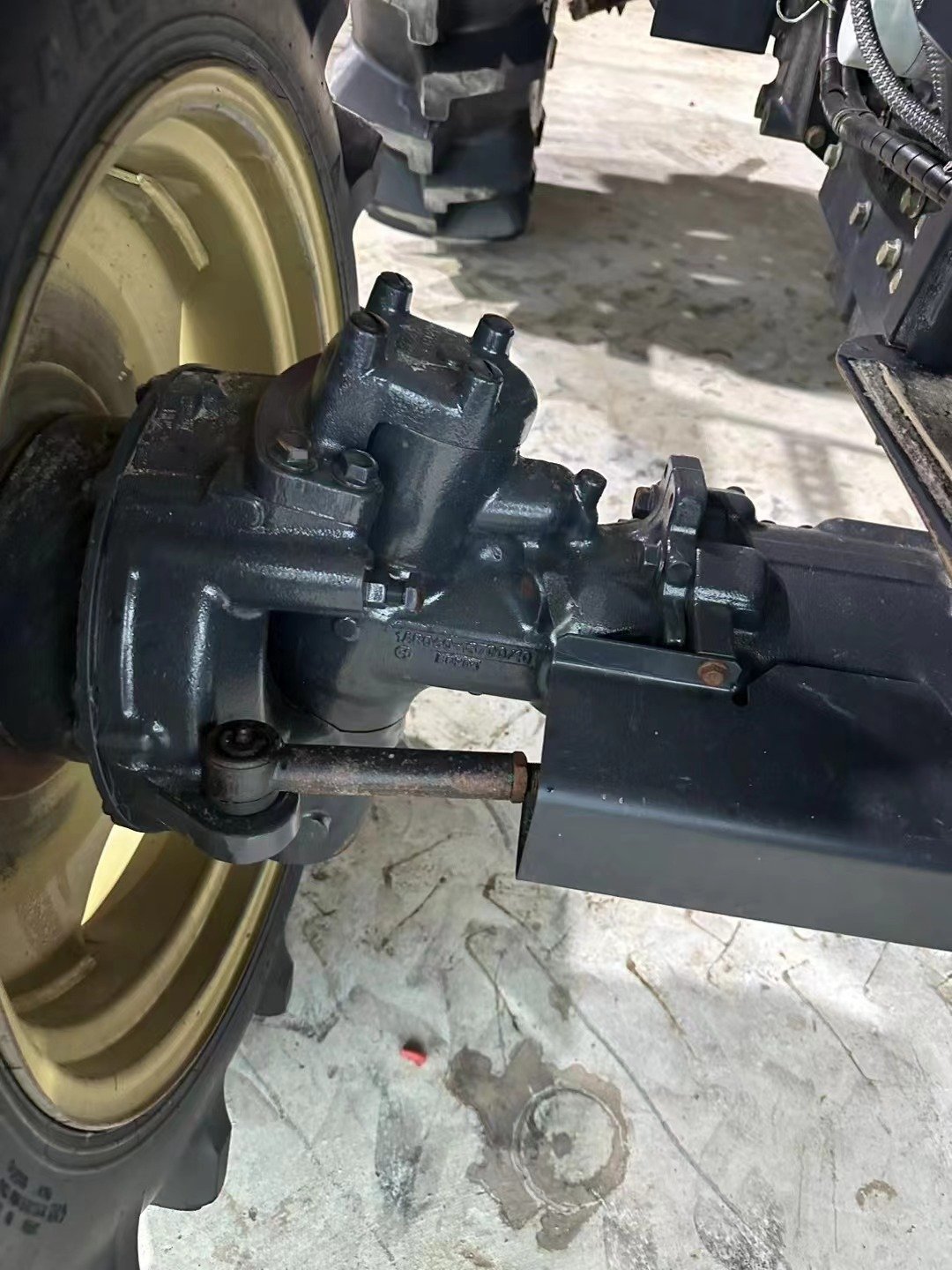 Fairly Used Tractors YT704 70HP 4WD Wheel Farm Agricultural Machinery Kubota Japanese Tractor Agricultural Machinery