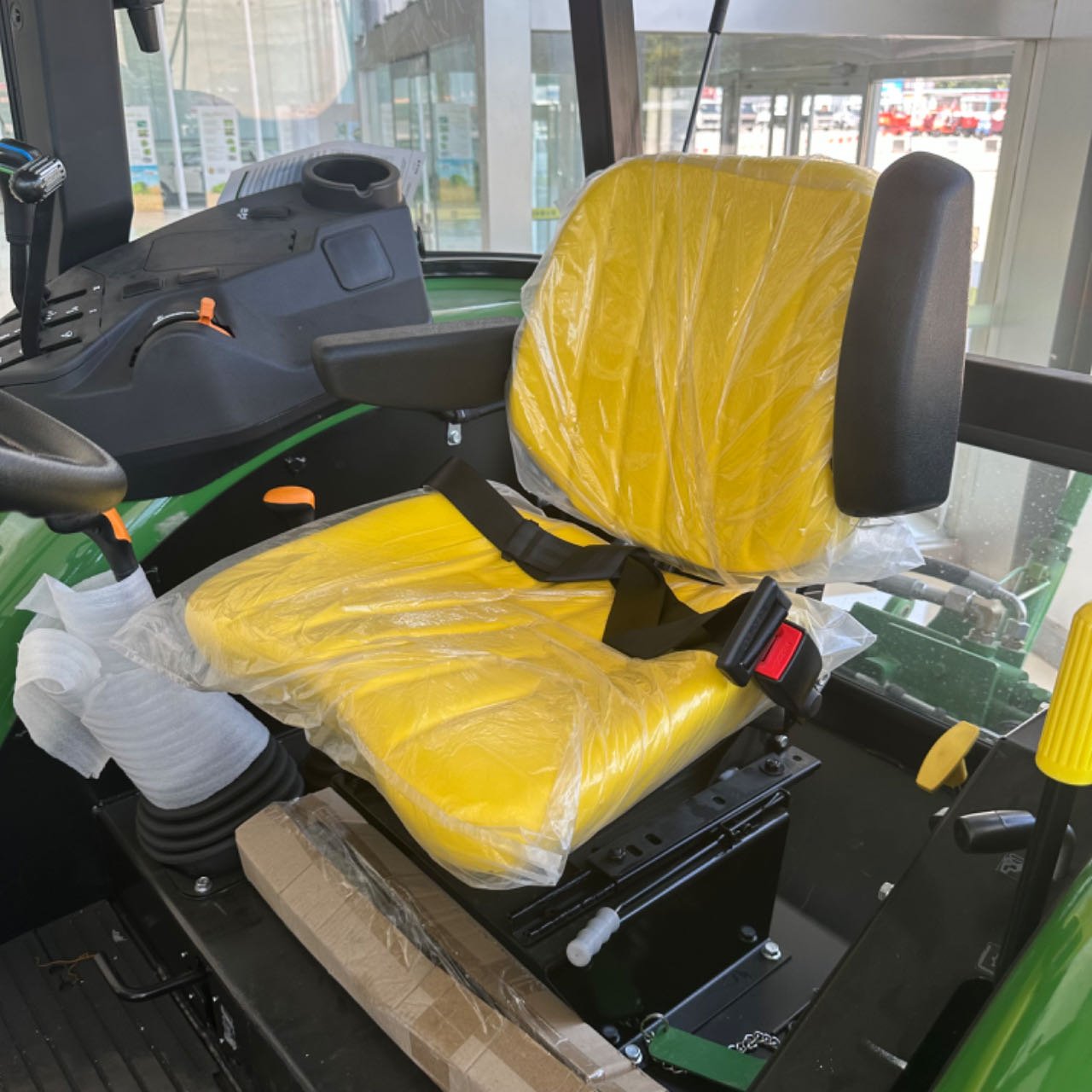 Deere John Brand New 120HP 4 Wheel Drive Farming Tractor for Agricultural Machinery