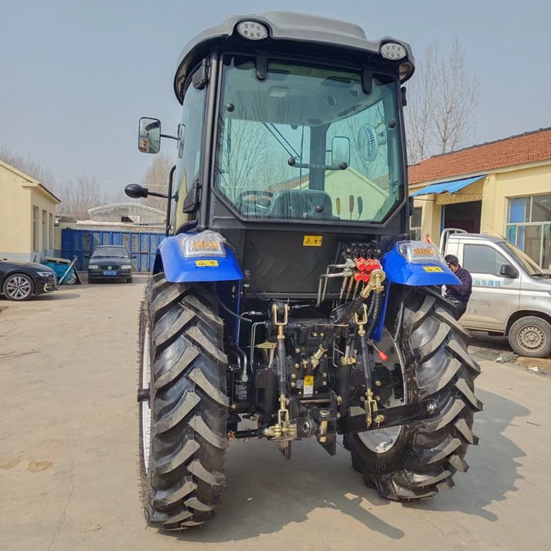 Big Chassis 1204 Tractor with Creeper Gears Suitable for Heavy Duty Work Used for Farm